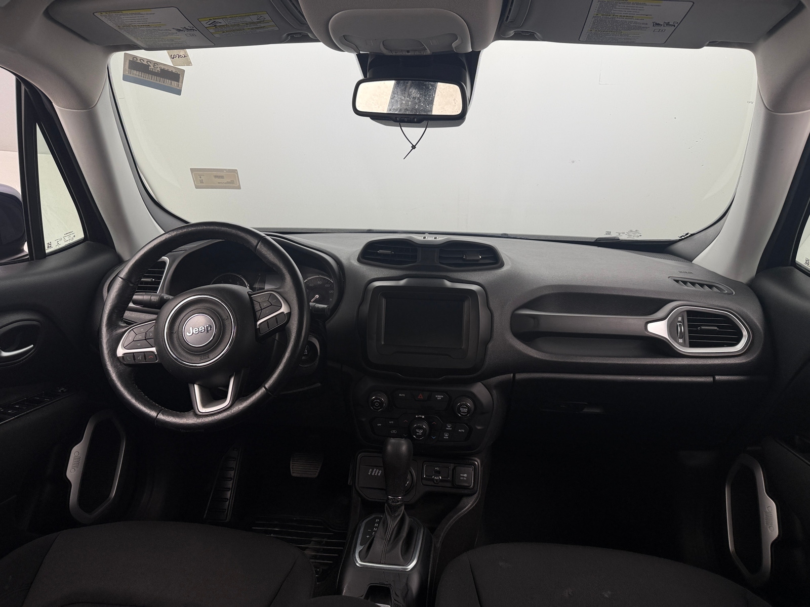 Thumbnail: 2020 Jeep Renegade - 3