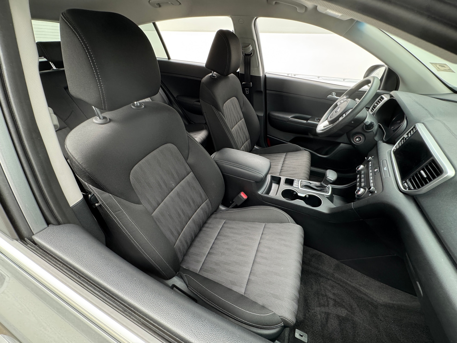 Thumbnail: 2022 Kia Sportage - 2