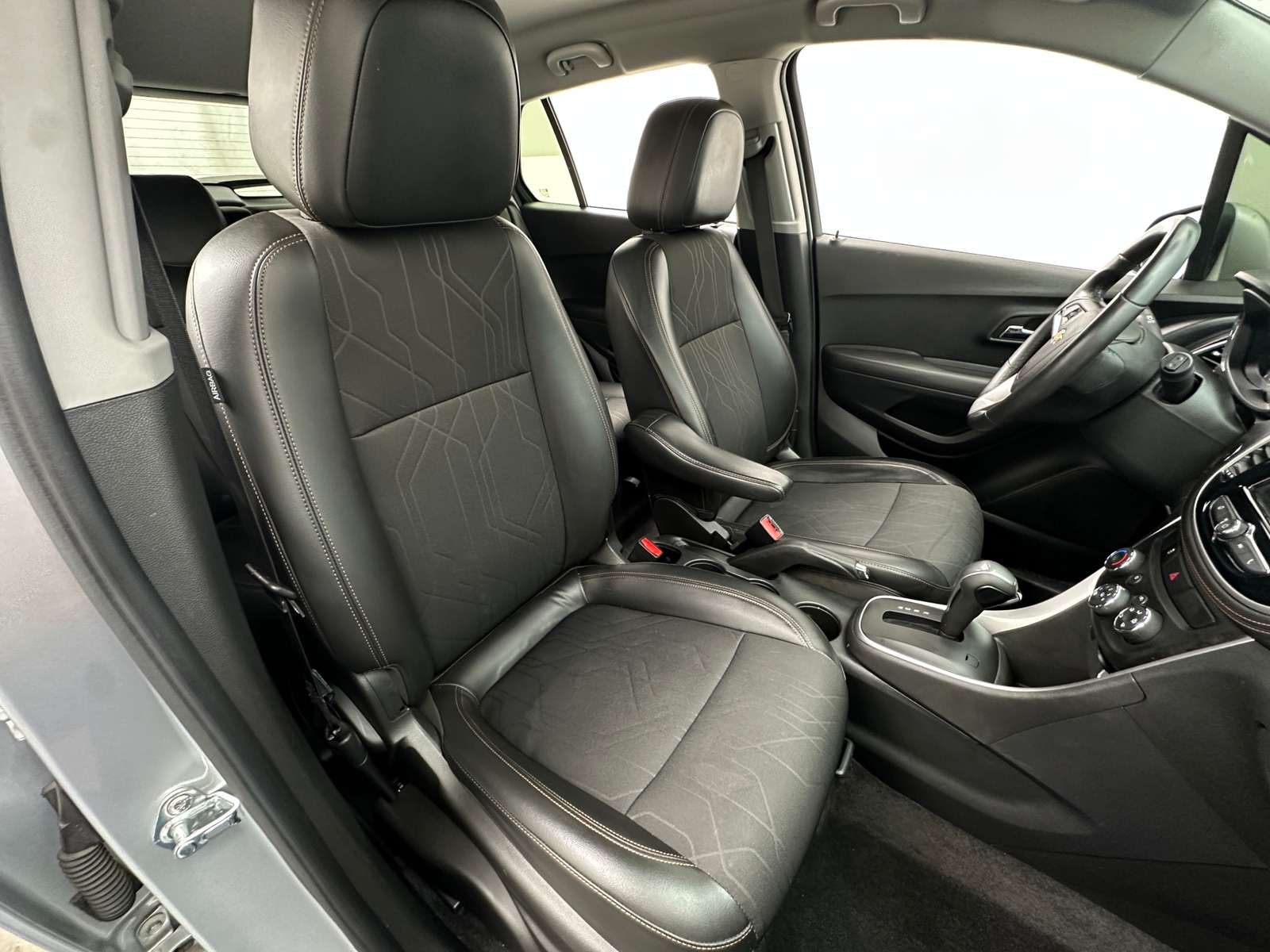 Thumbnail: 2019 Chevrolet Trax - 2