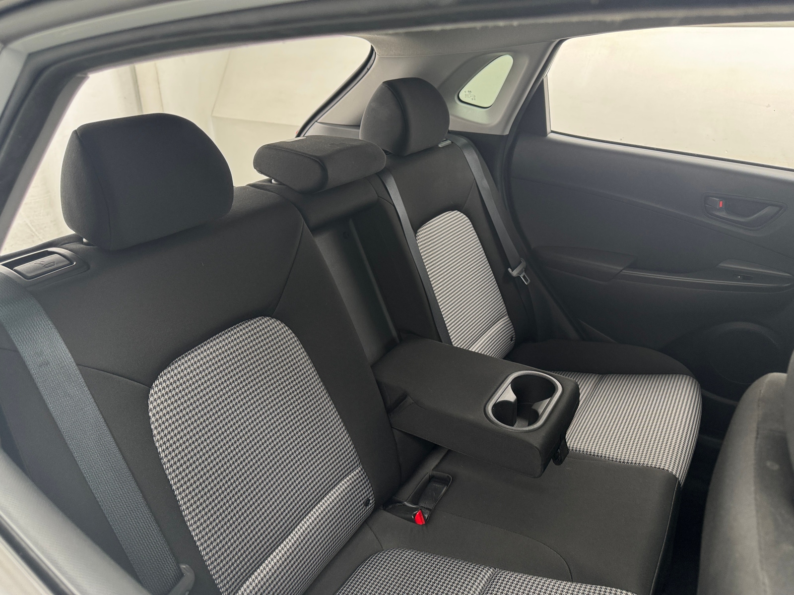 Thumbnail: 2020 Hyundai Kona - 6