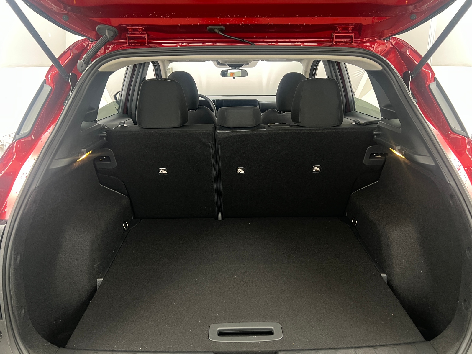 Thumbnail: 2025 Nissan Kicks - 7