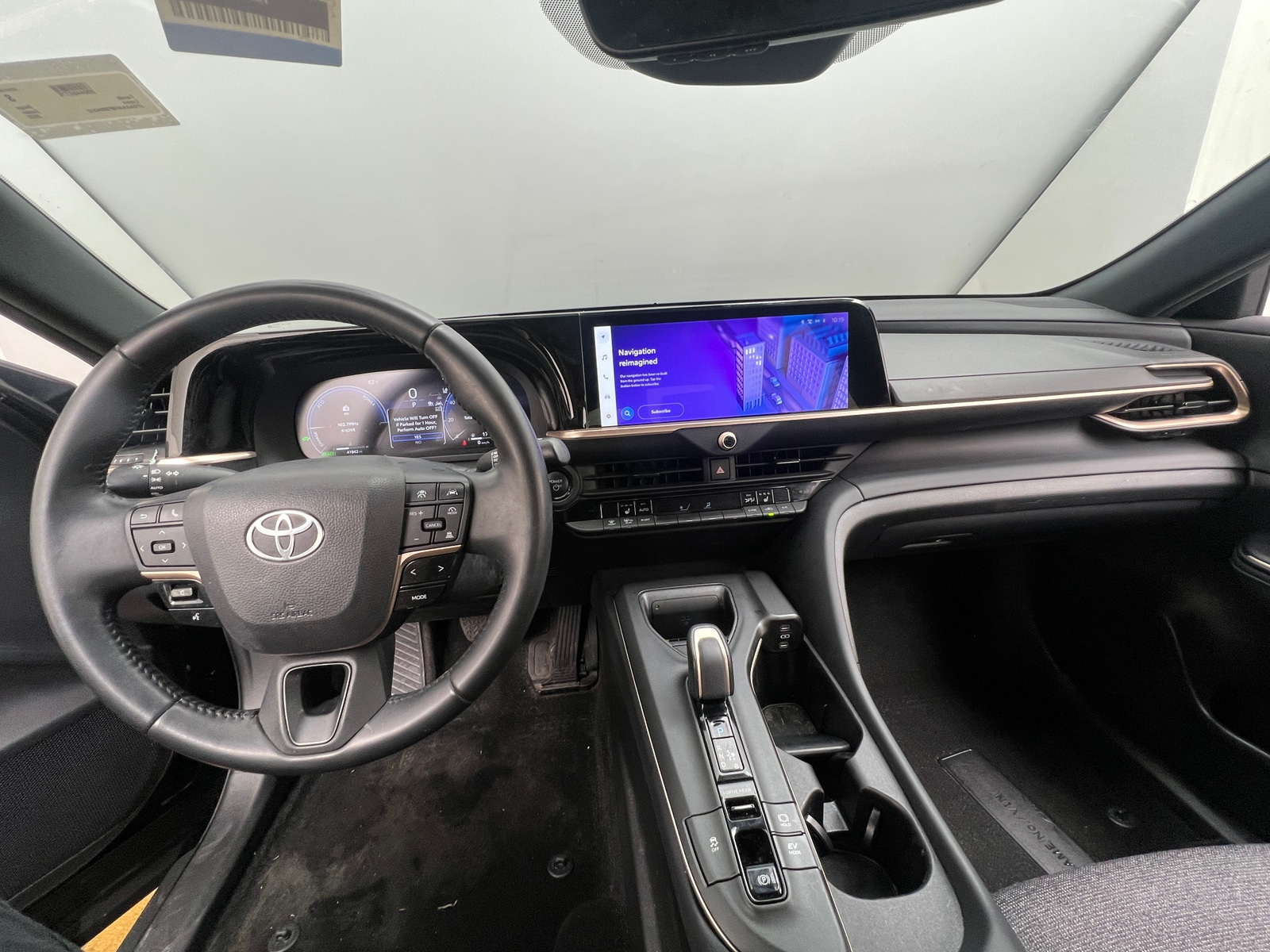 Thumbnail: 2023 Toyota Crown - 3