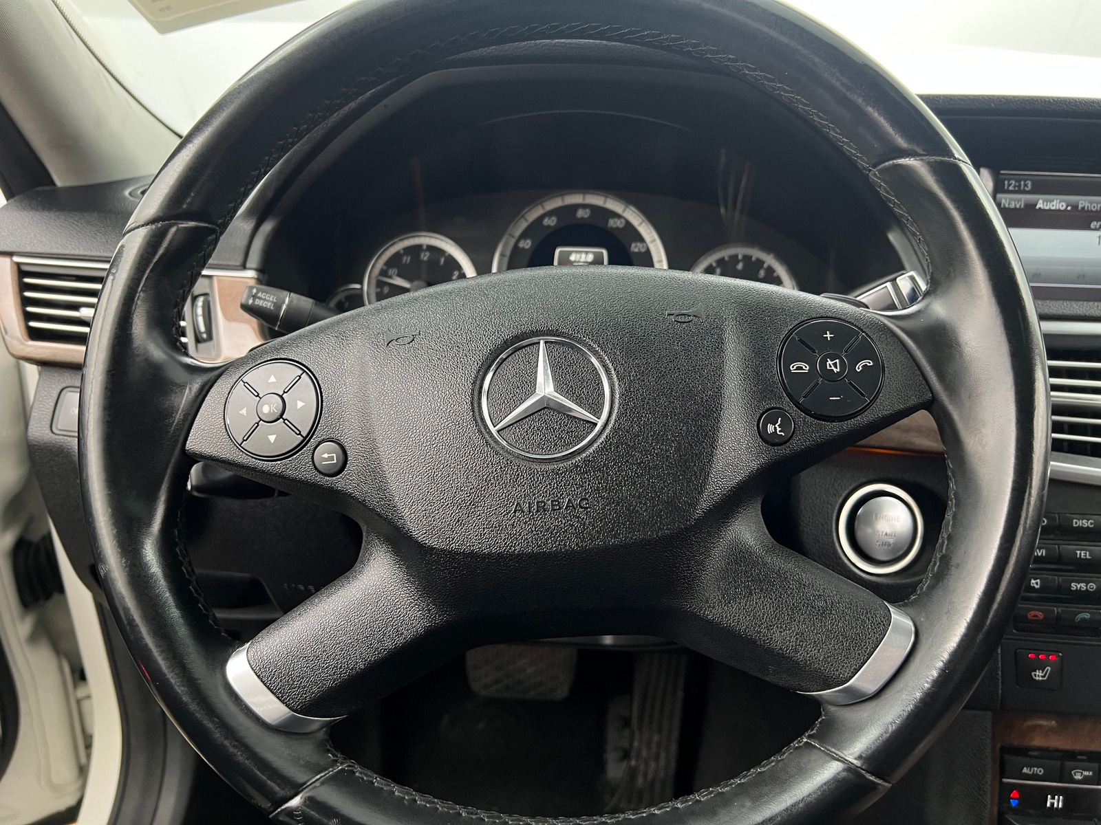 Thumbnail: 2013 Mercedes-Benz E-Class - 4