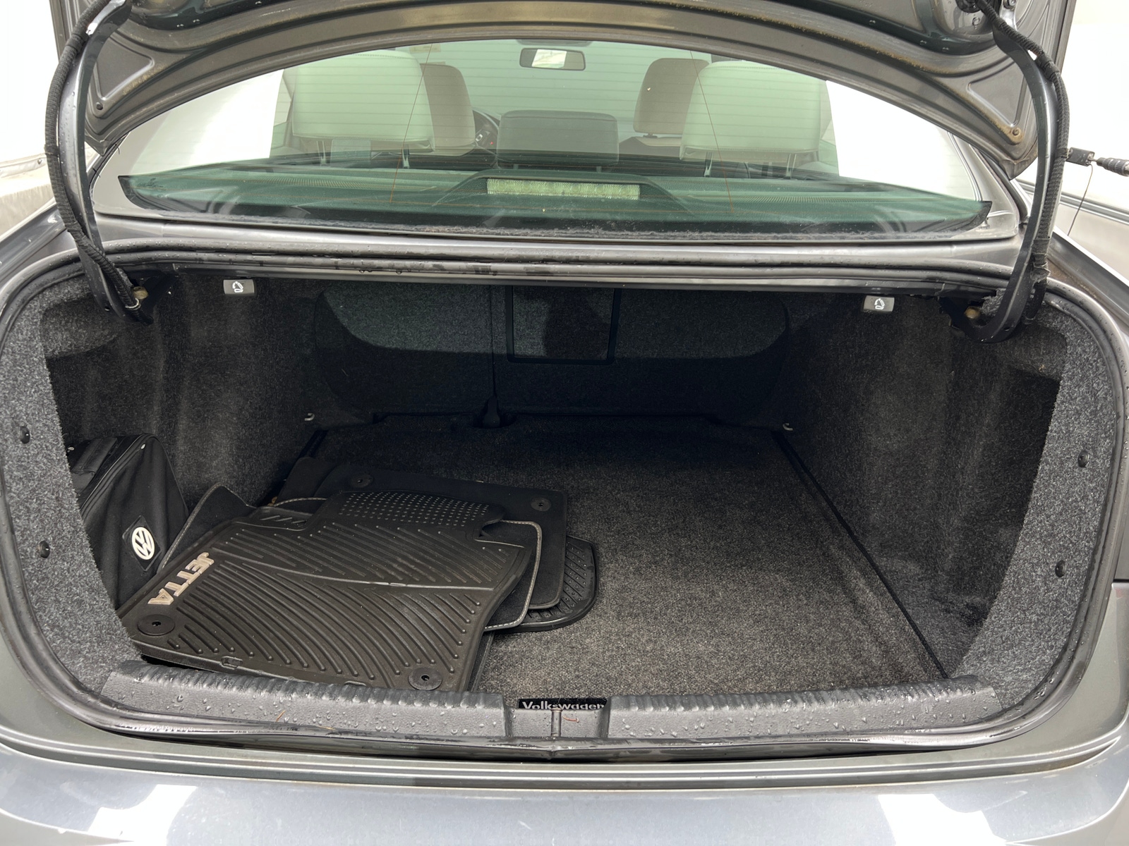 Thumbnail: 2016 Volkswagen Jetta - 6