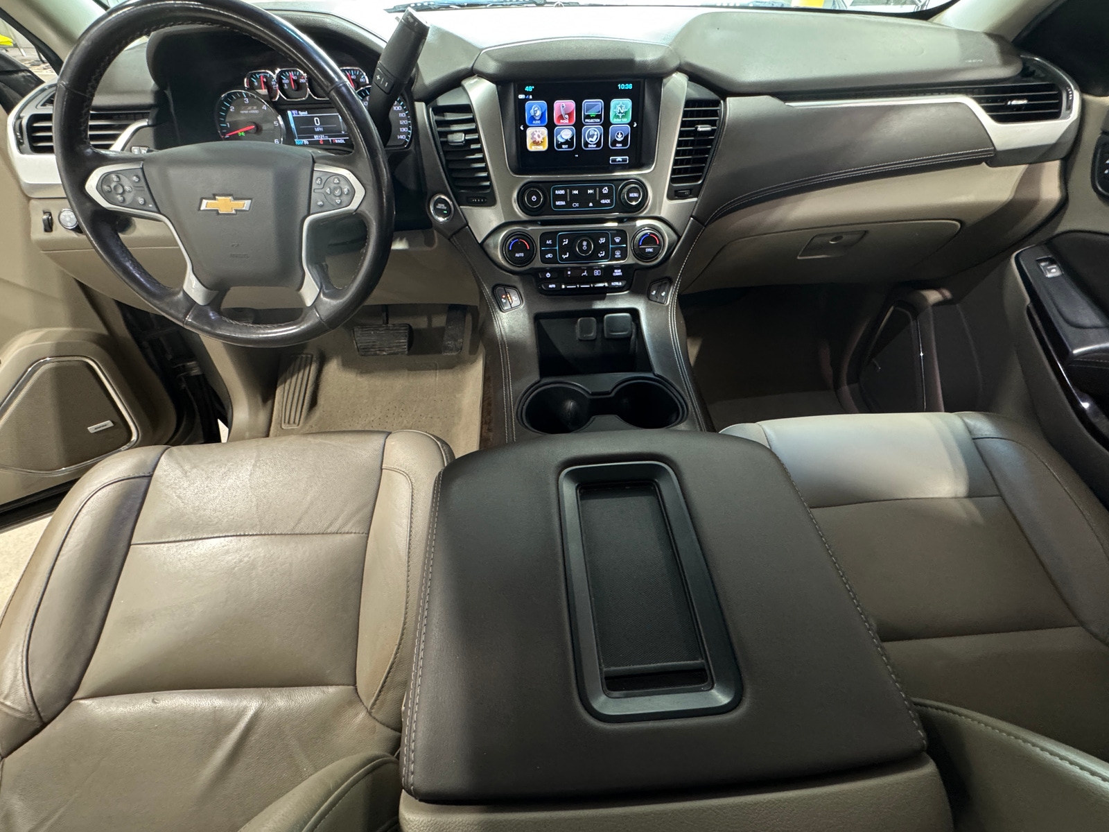 Thumbnail: 2019 Chevrolet Tahoe - 2