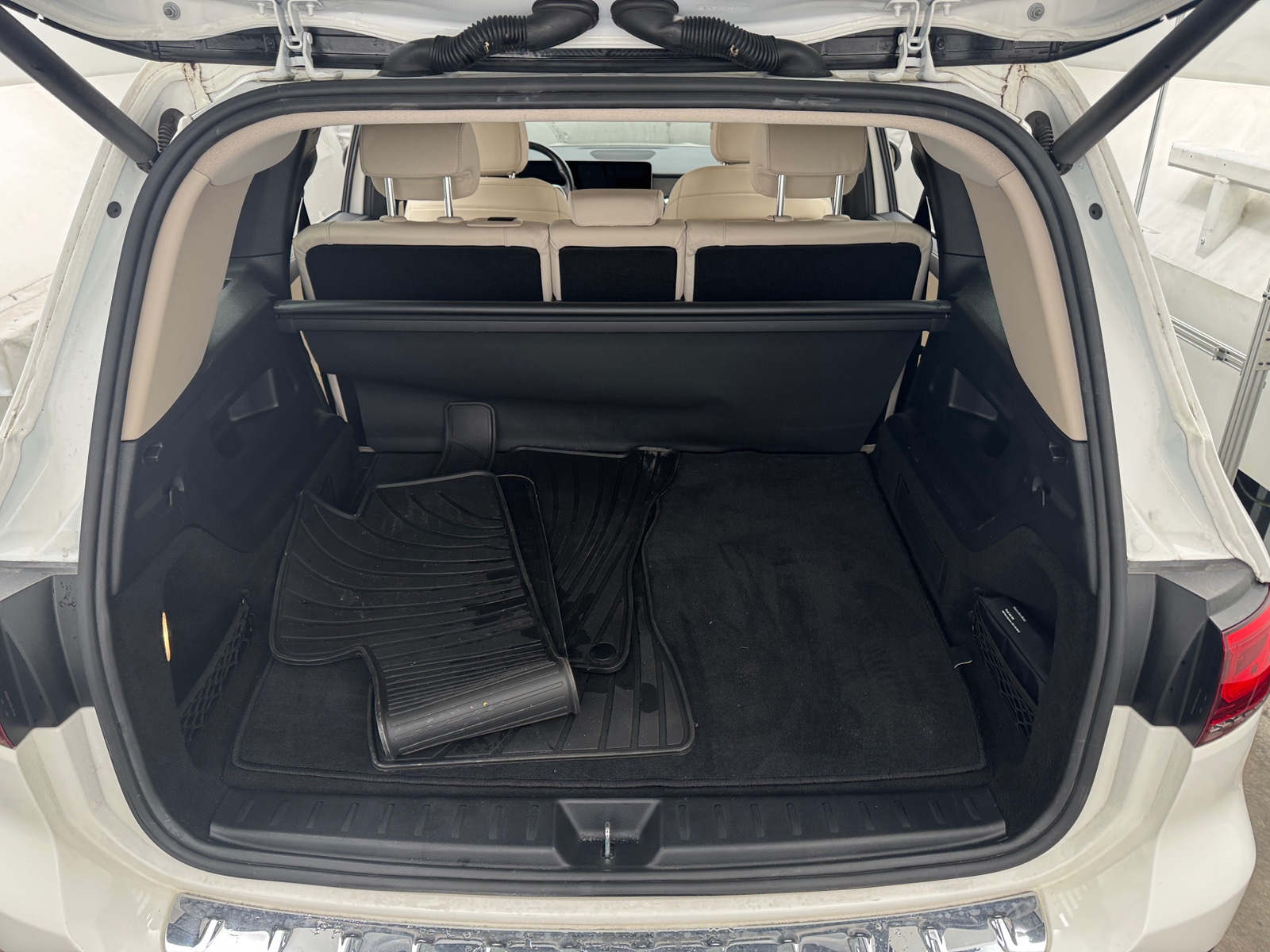 Thumbnail: 2021 Mercedes-Benz GLB - 6