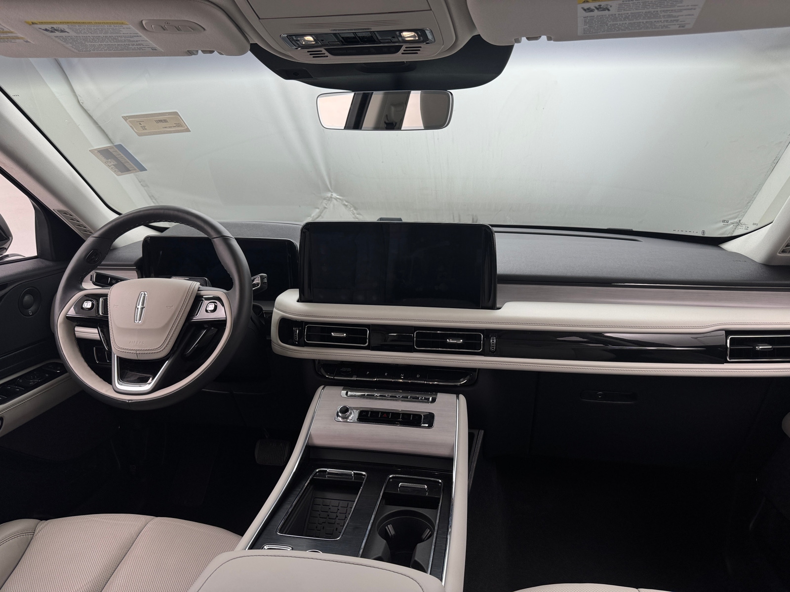 Thumbnail: 2025 Lincoln Aviator - 2