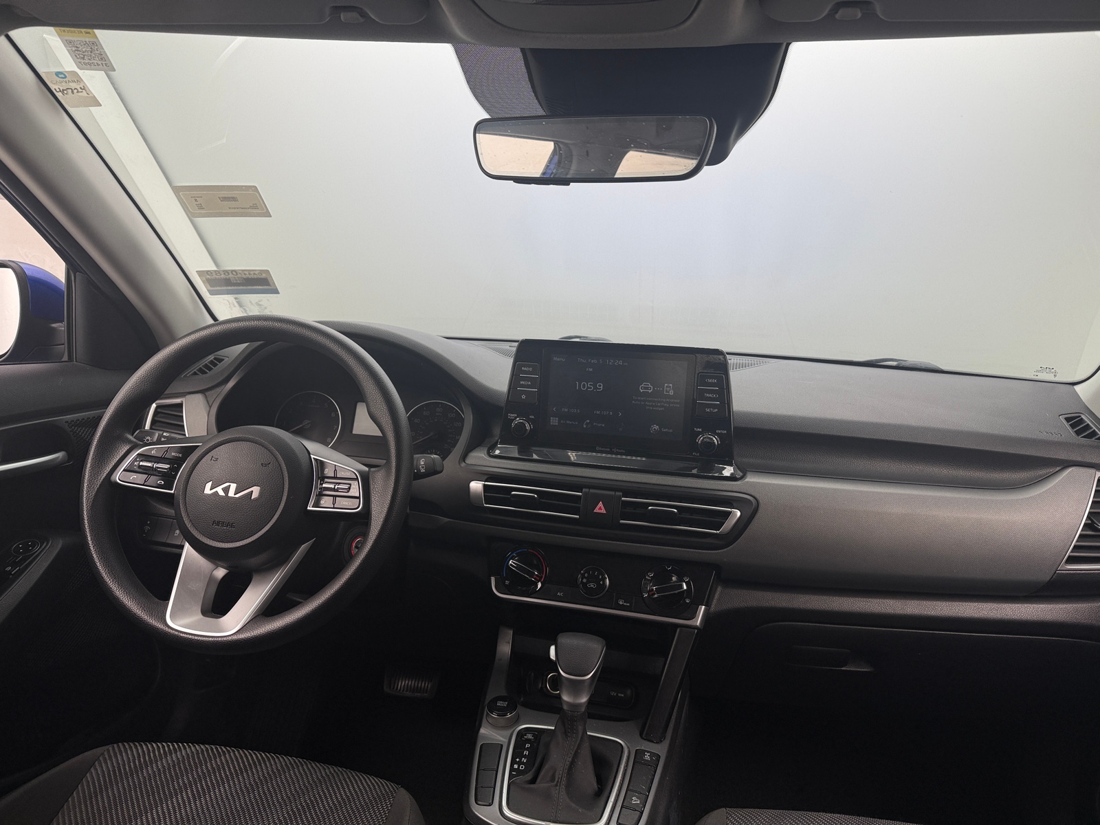 Thumbnail: 2023 Kia Seltos - 3