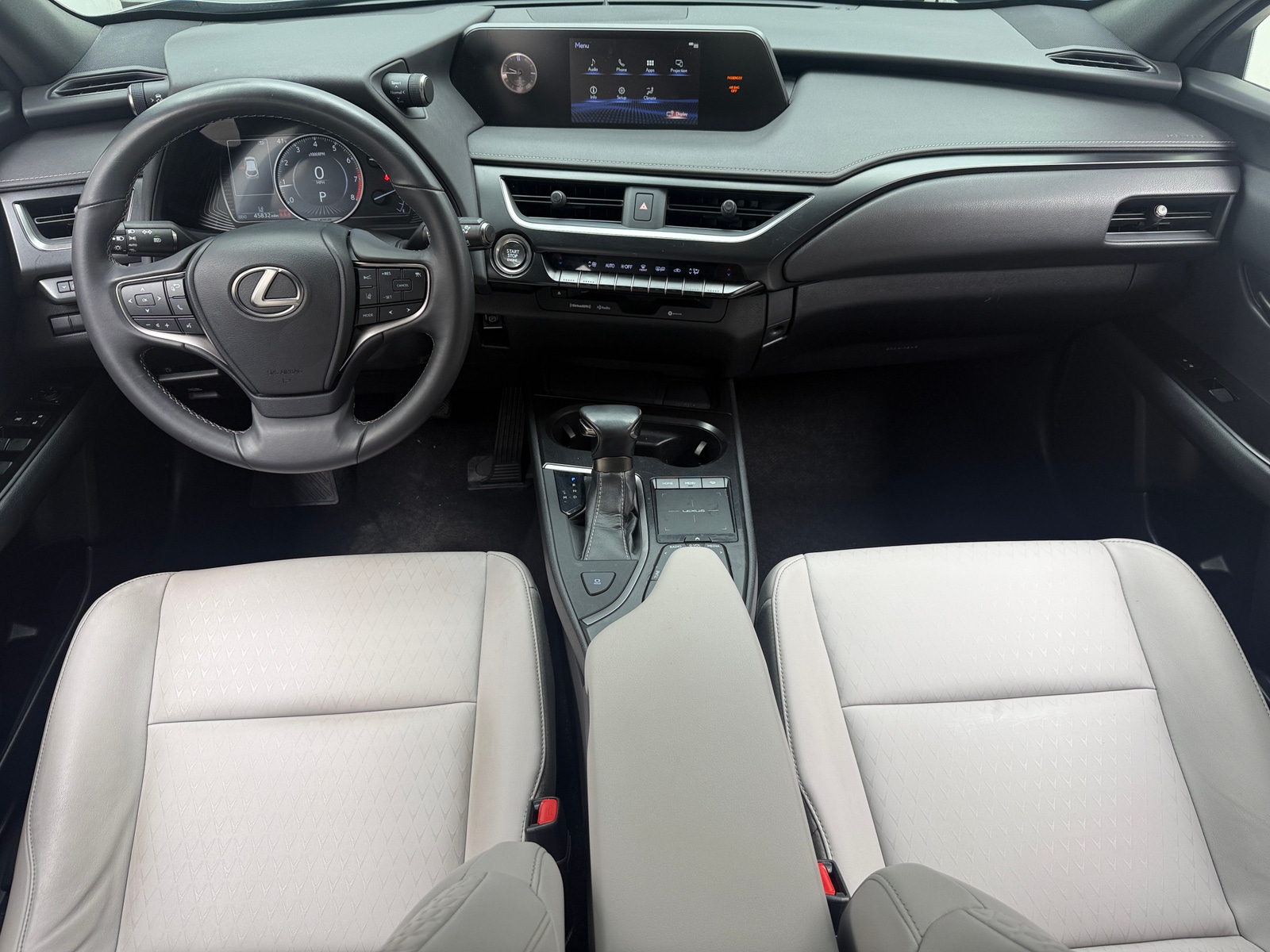 Thumbnail: 2019 Lexus UX - 2