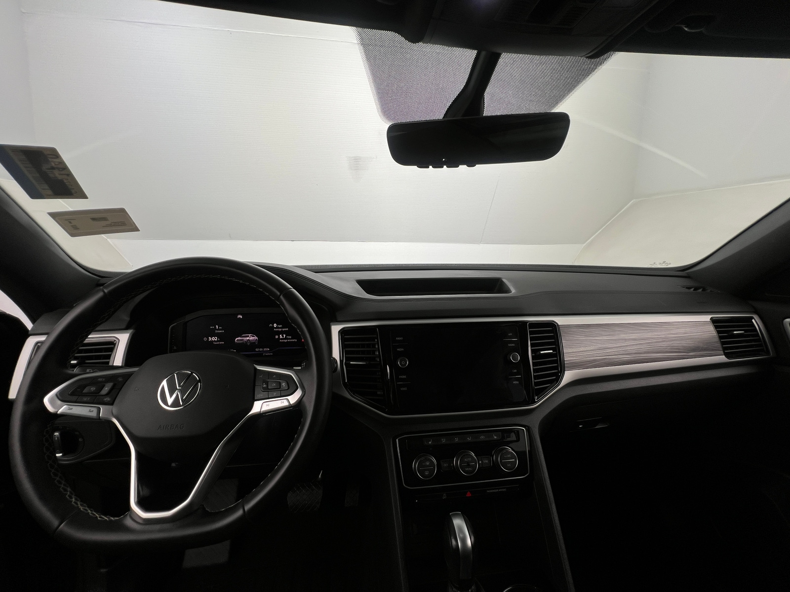 Thumbnail: 2023 Volkswagen Atlas - 2