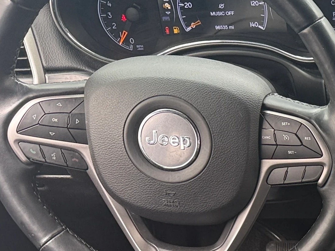 Thumbnail: 2019 Jeep Grand Cherokee - 4