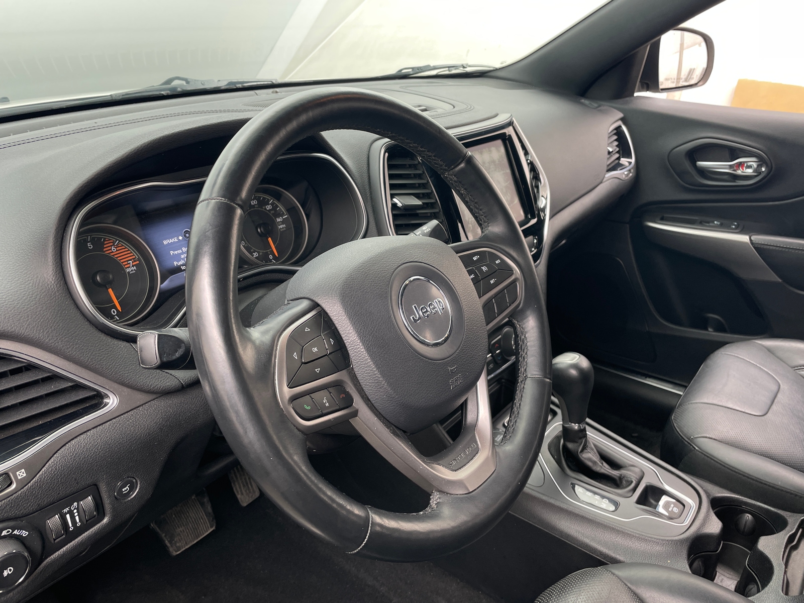 Thumbnail: 2019 Jeep Cherokee - 4