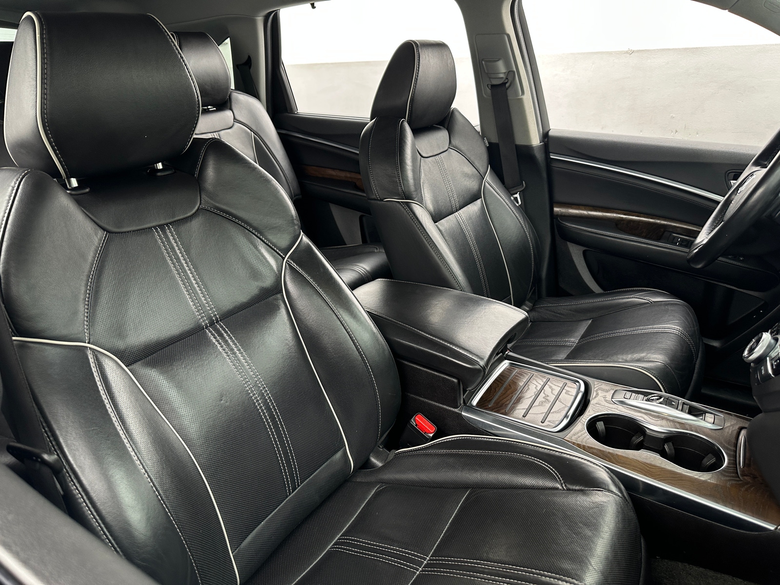 Thumbnail: 2019 Acura MDX - 2