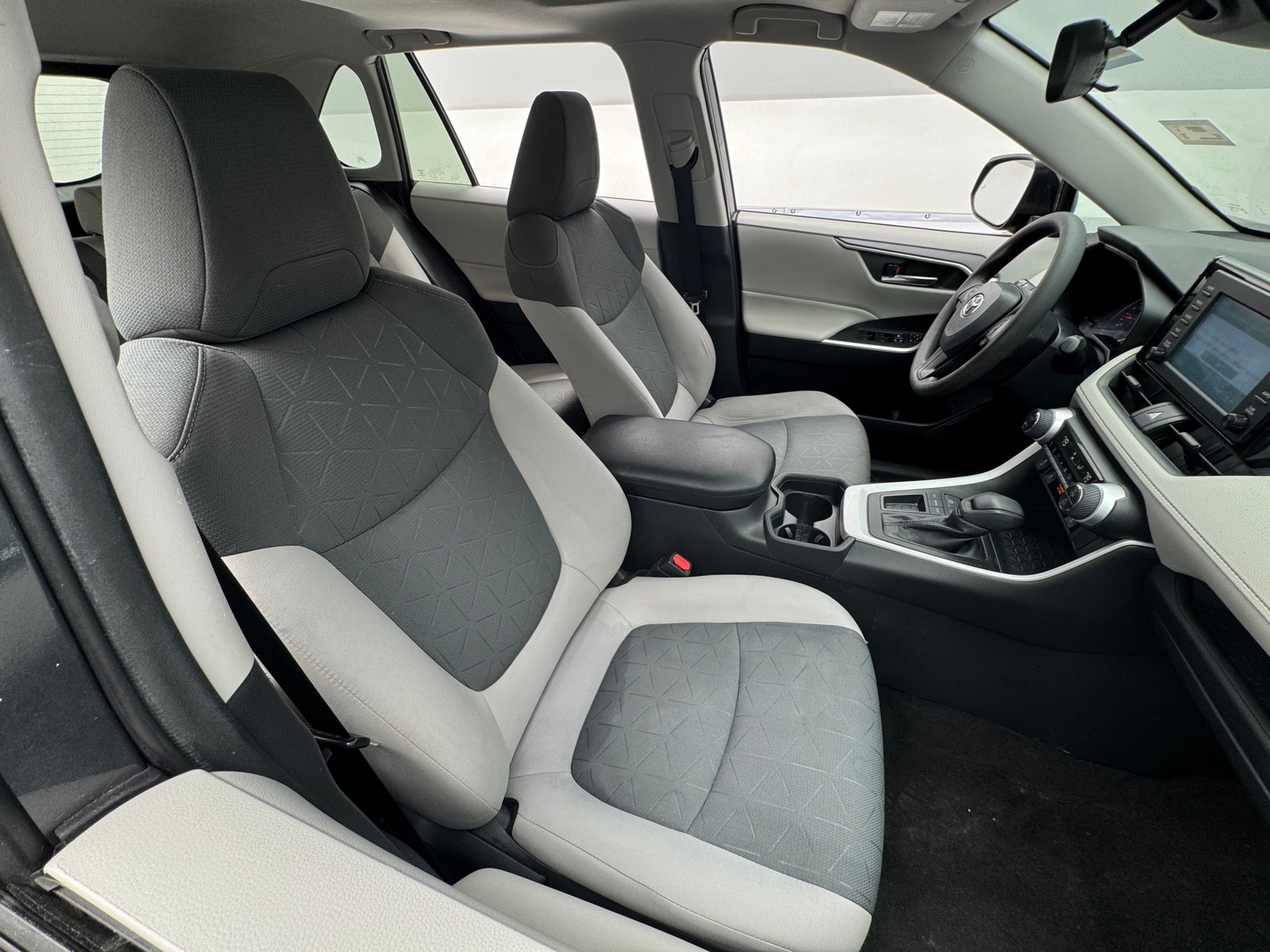 Thumbnail: 2019 Toyota RAV4 - 2