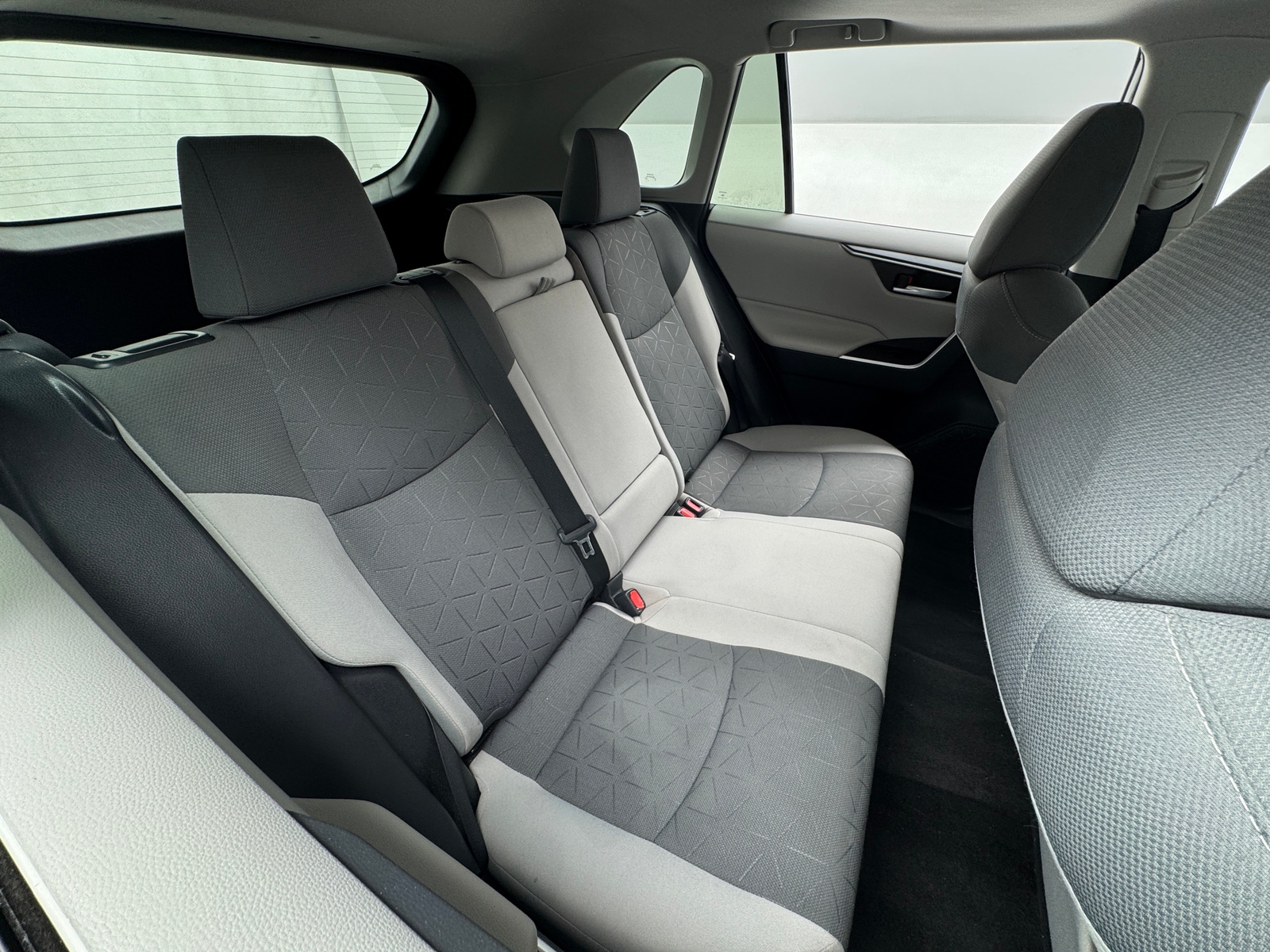 Thumbnail: 2019 Toyota RAV4 - 6