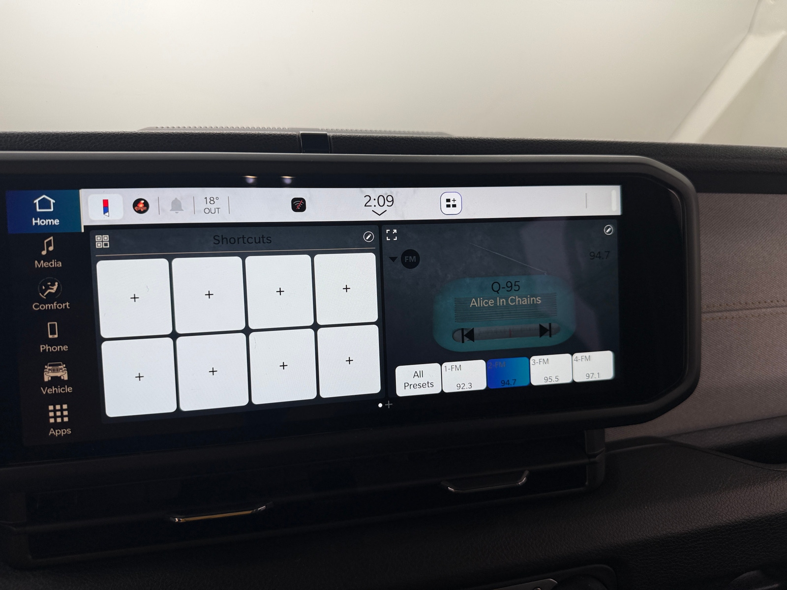 Thumbnail: 2025 Jeep Wrangler - 4