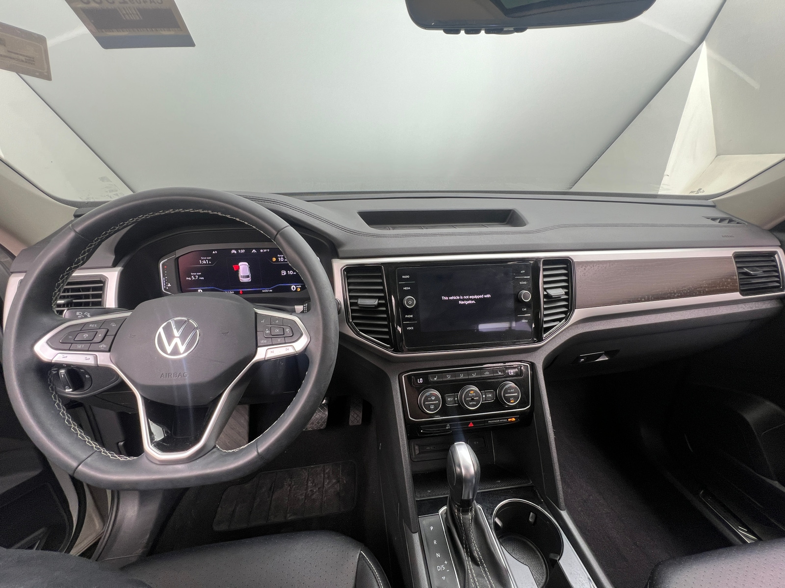 Thumbnail: 2022 Volkswagen Atlas - 2