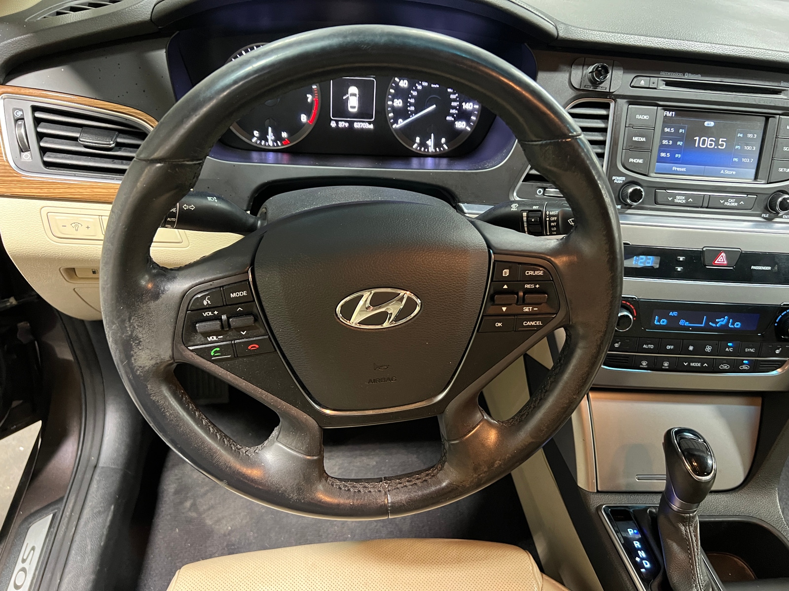 Thumbnail: 2015 Hyundai Sonata - 4