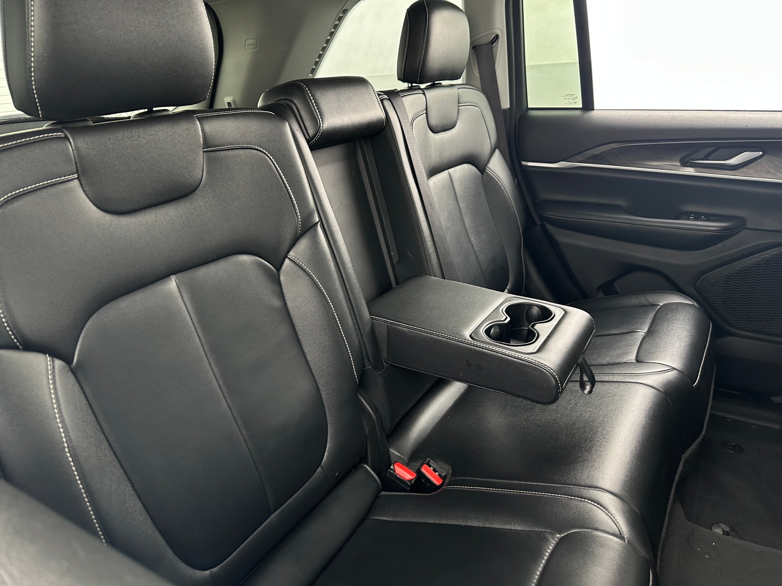 Thumbnail: 2023 Jeep Grand Cherokee - 5