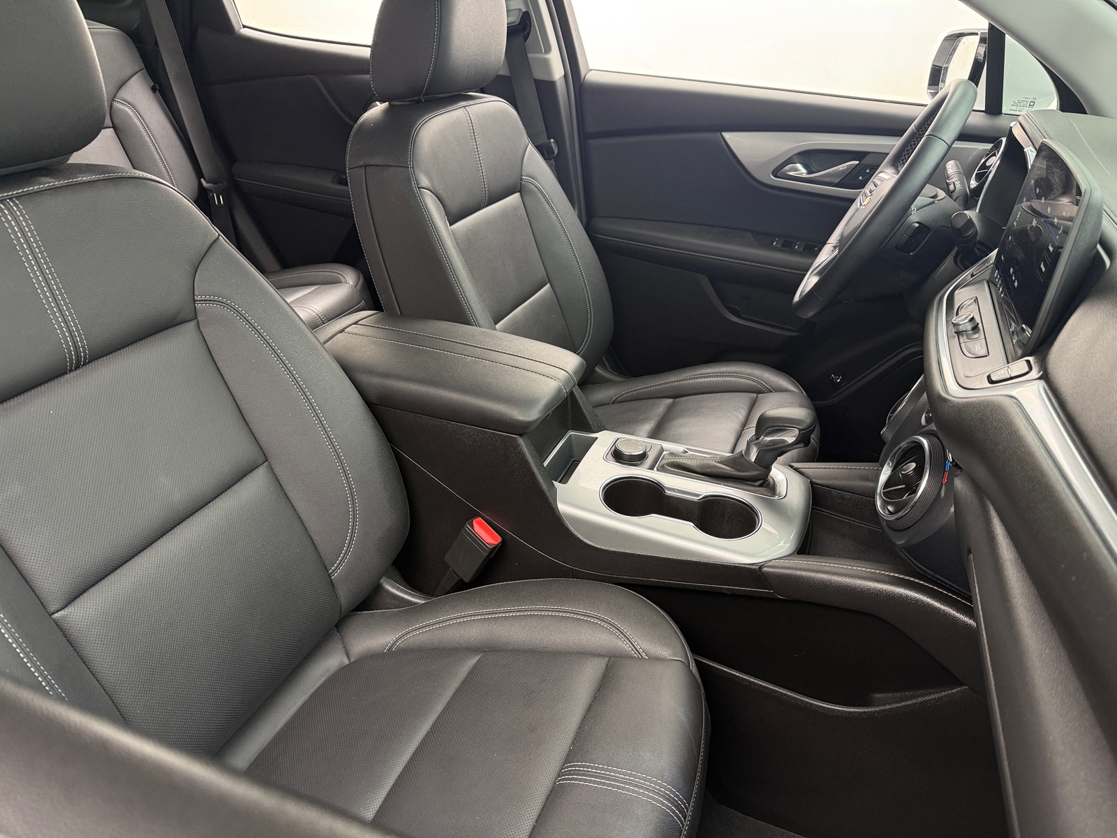 Thumbnail: 2024 Chevrolet Blazer - 2