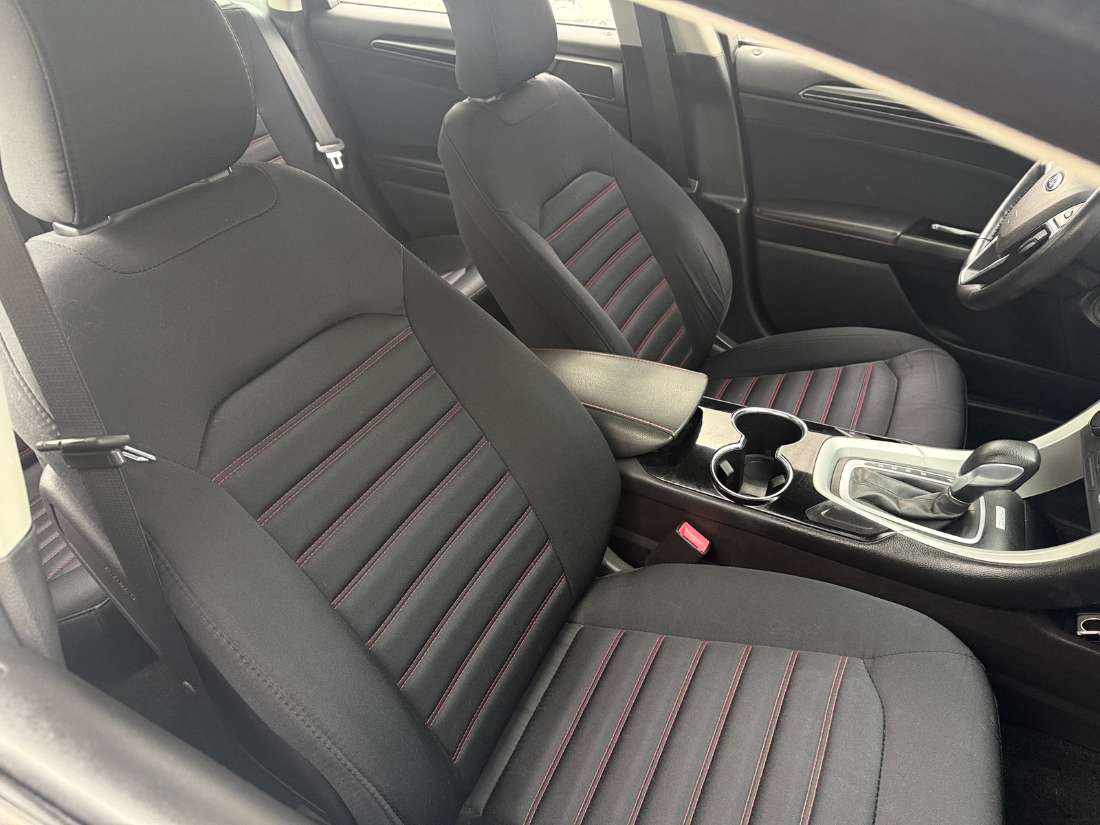 Thumbnail: 2015 Ford Fusion - 2