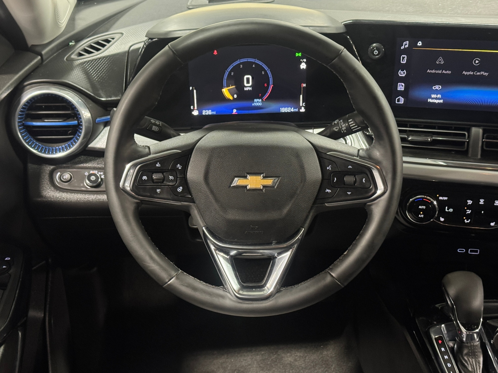 Thumbnail: 2025 Chevrolet Trax - 5