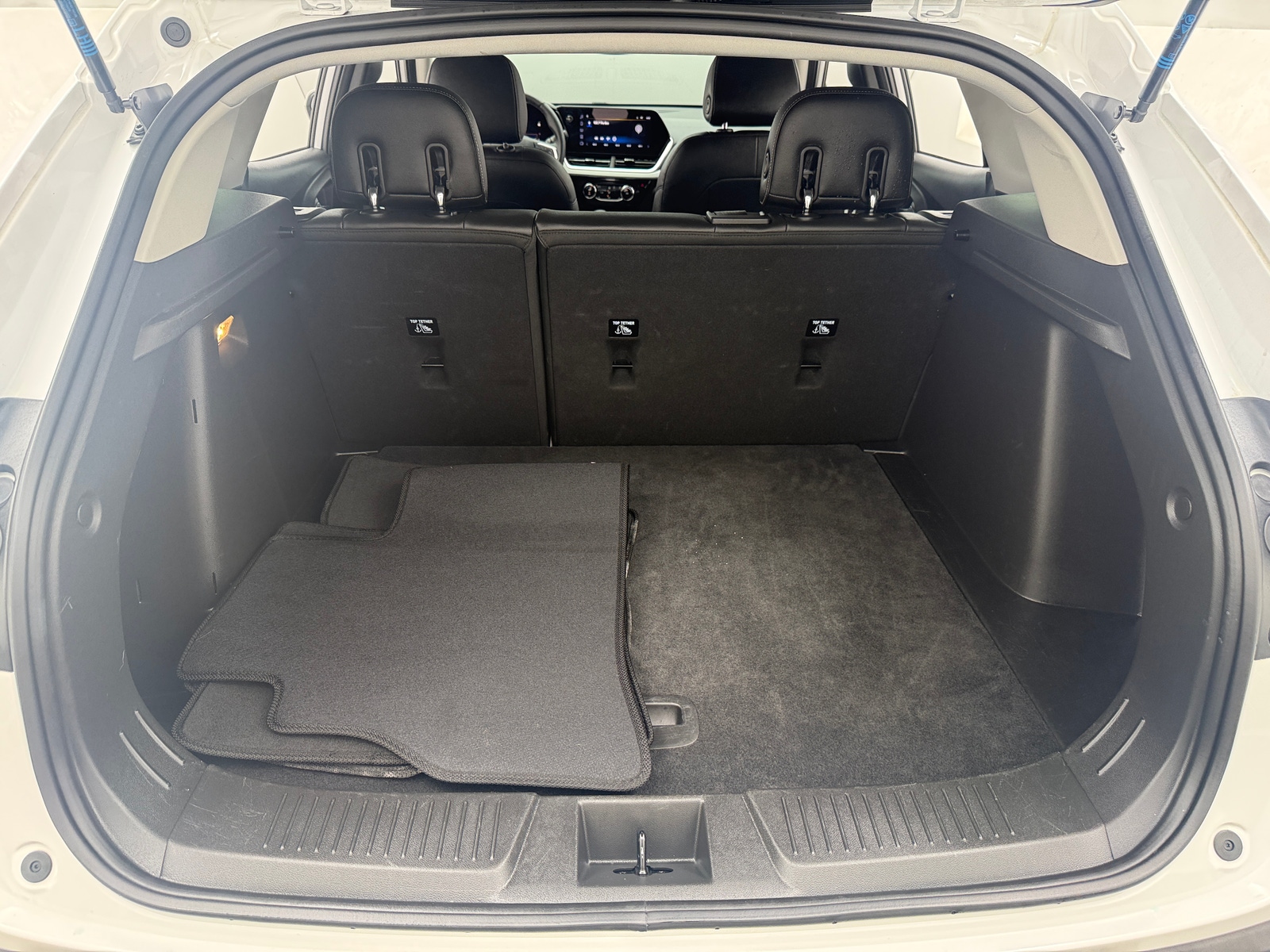 Thumbnail: 2025 Chevrolet Trax - 7