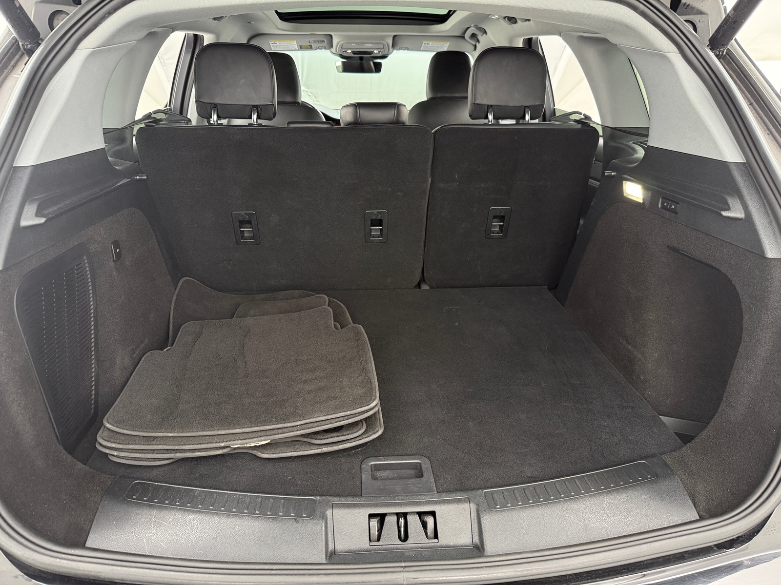 Thumbnail: 2021 Lincoln Corsair - 6