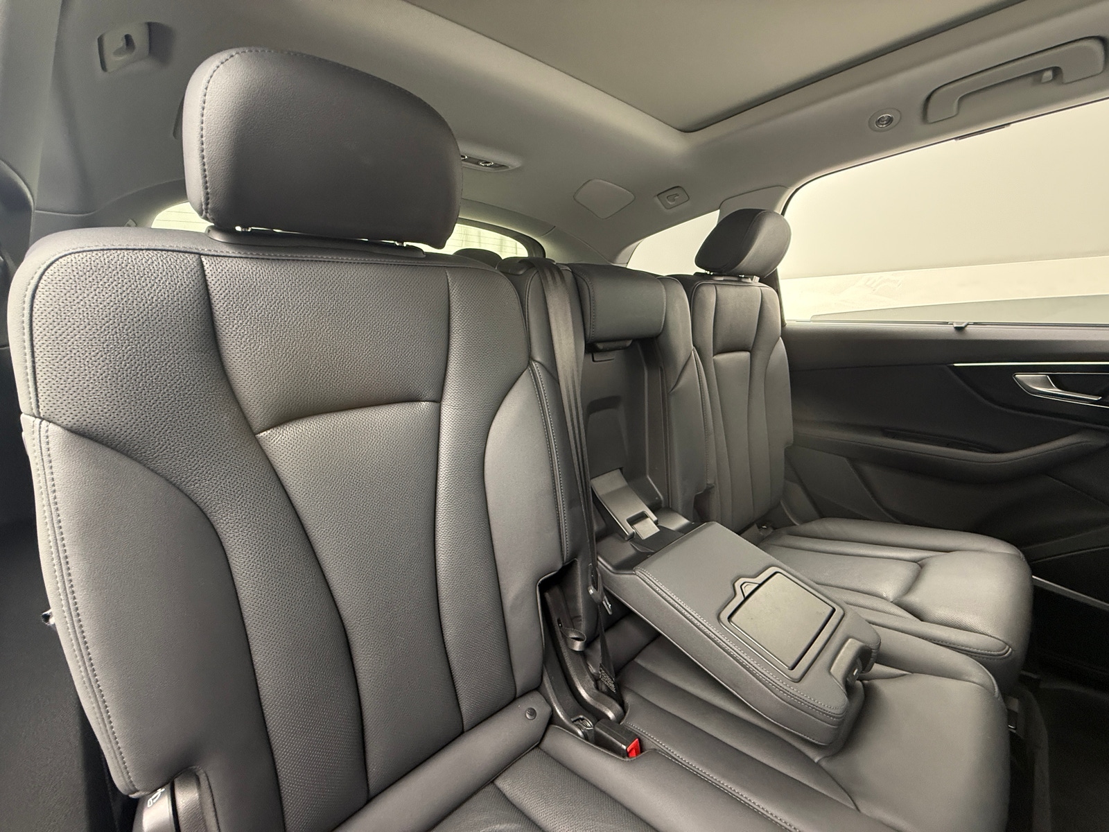 Thumbnail: 2023 Audi Q7 - 5