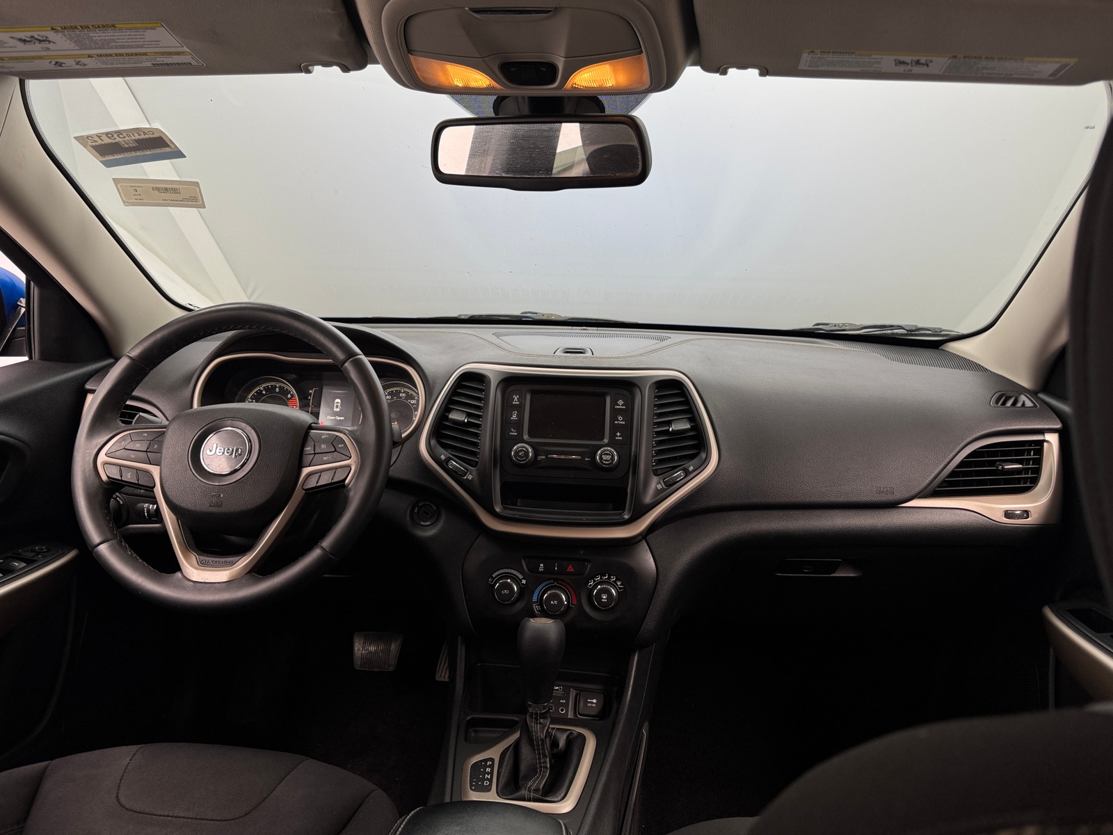 Thumbnail: 2018 Jeep Cherokee - 3