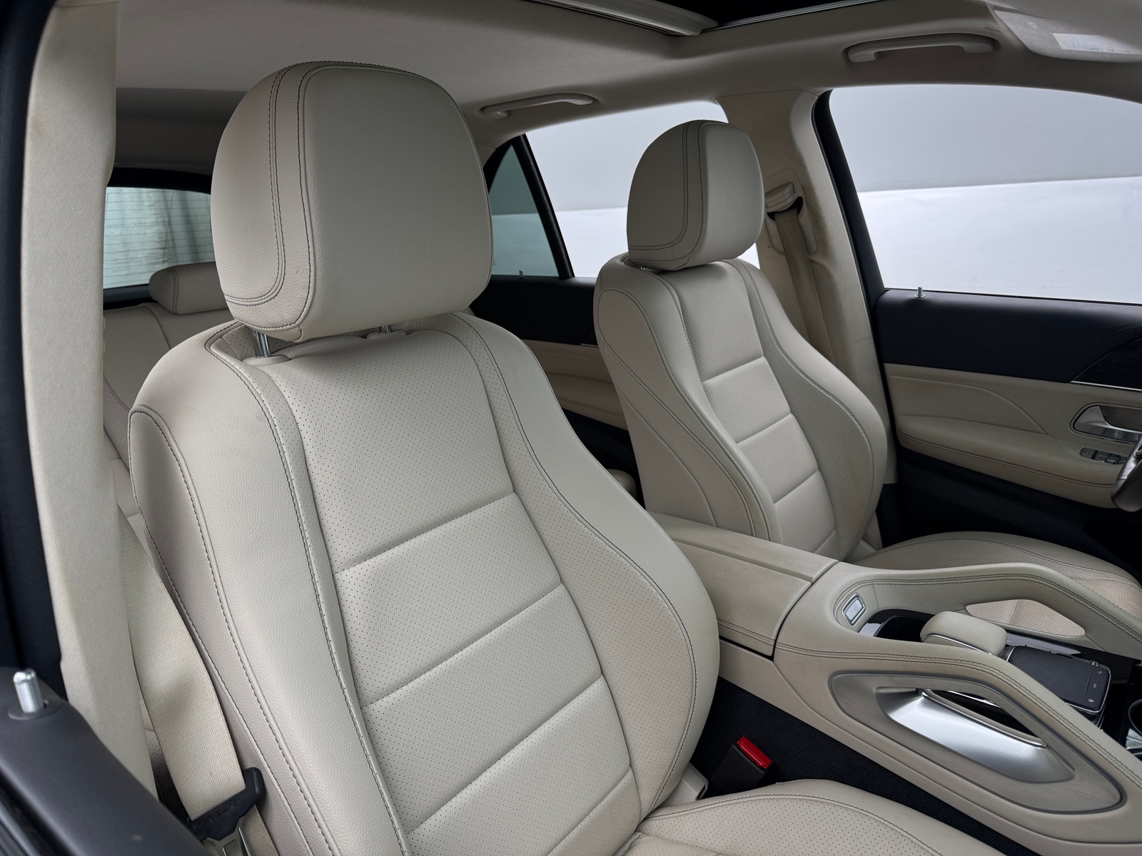 Thumbnail: 2020 Mercedes-Benz GLE - 2