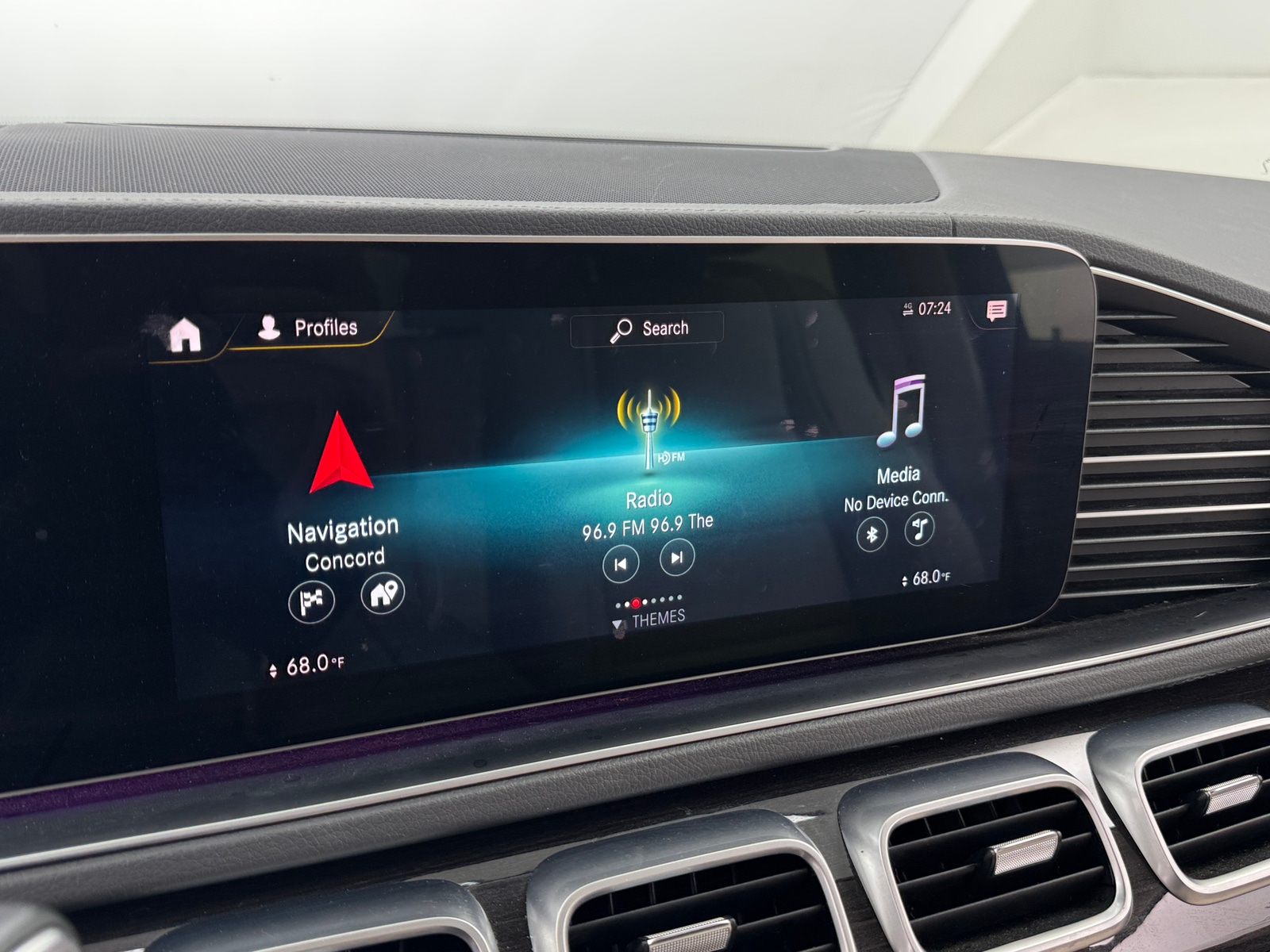 Thumbnail: 2020 Mercedes-Benz GLE - 4