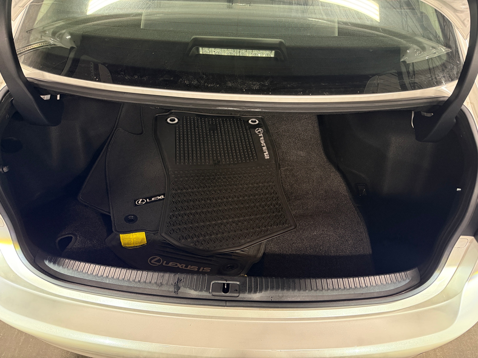 Thumbnail: 2017 Lexus IS - 6