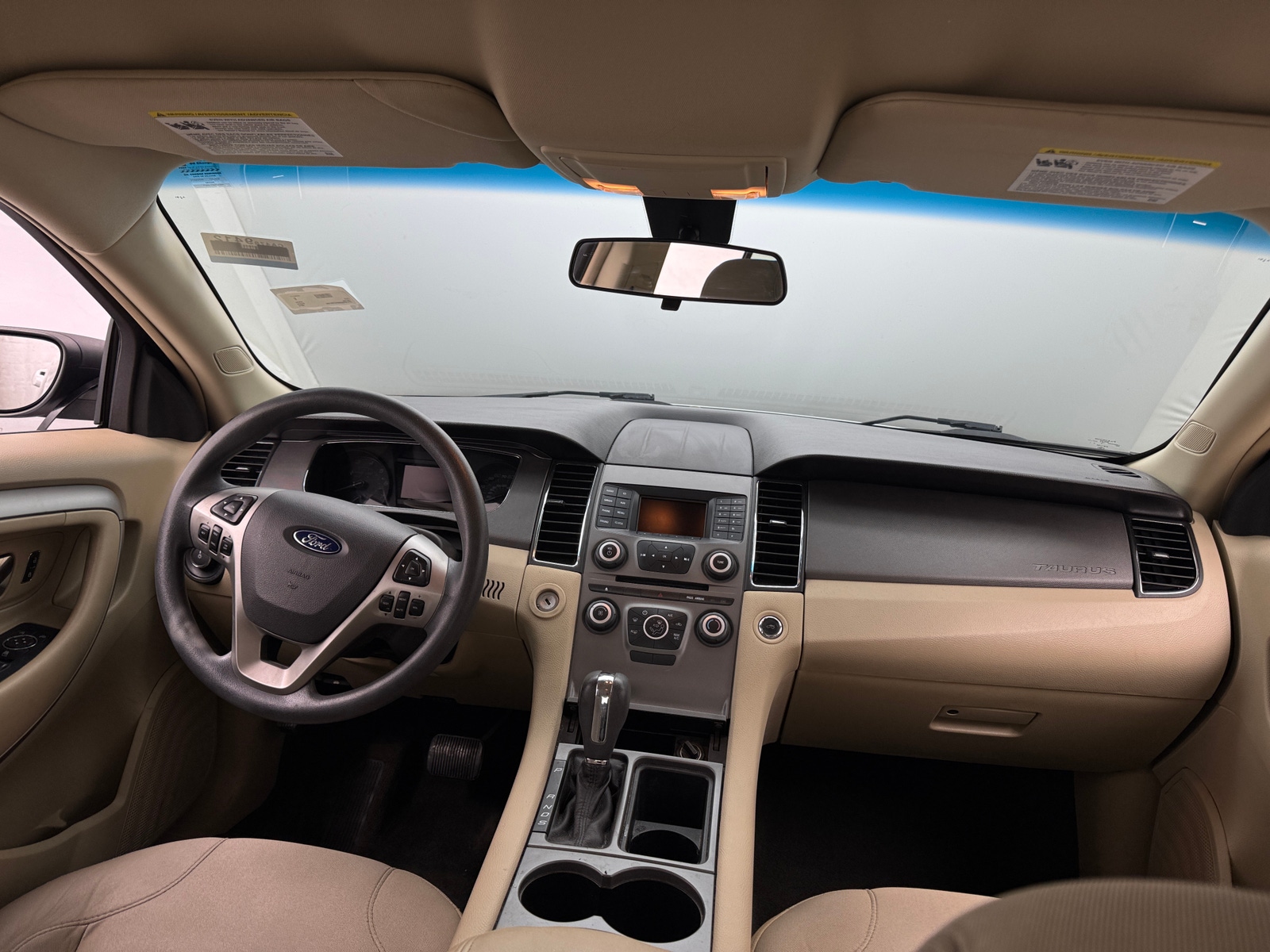 Thumbnail: 2014 Ford Taurus - 3