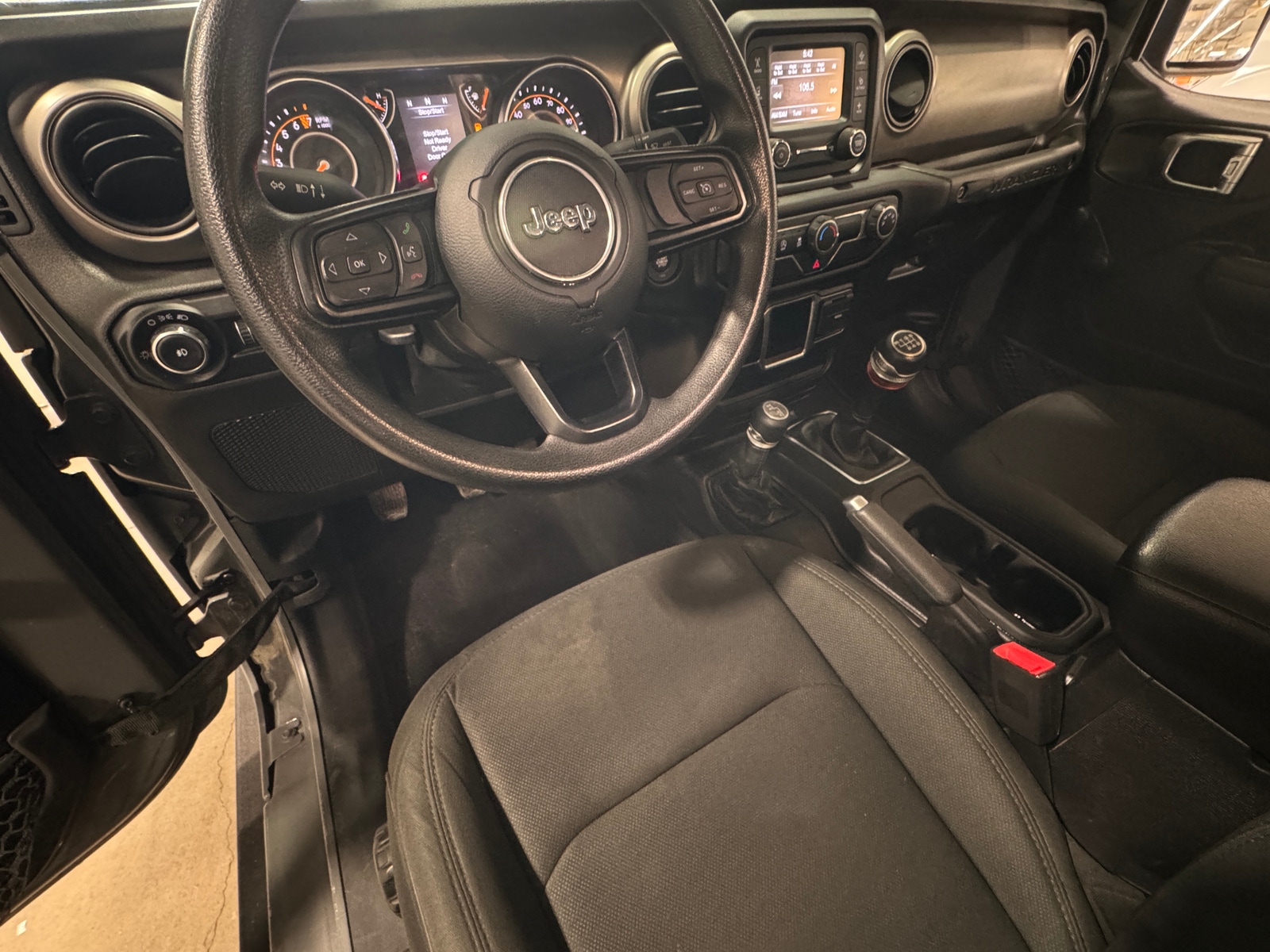 Thumbnail: 2020 Jeep Wrangler - 3