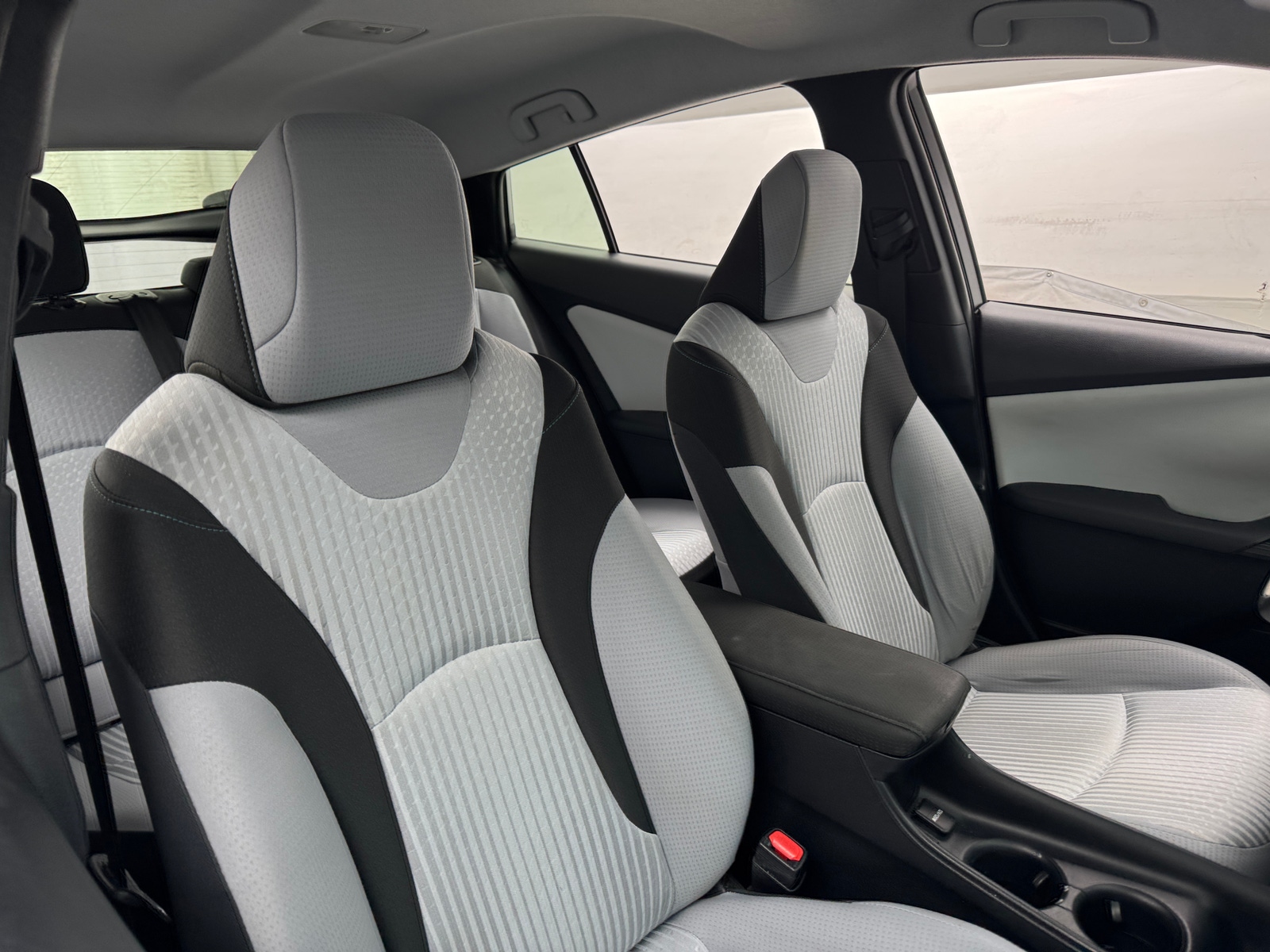 Thumbnail: 2017 Toyota Prius - 2