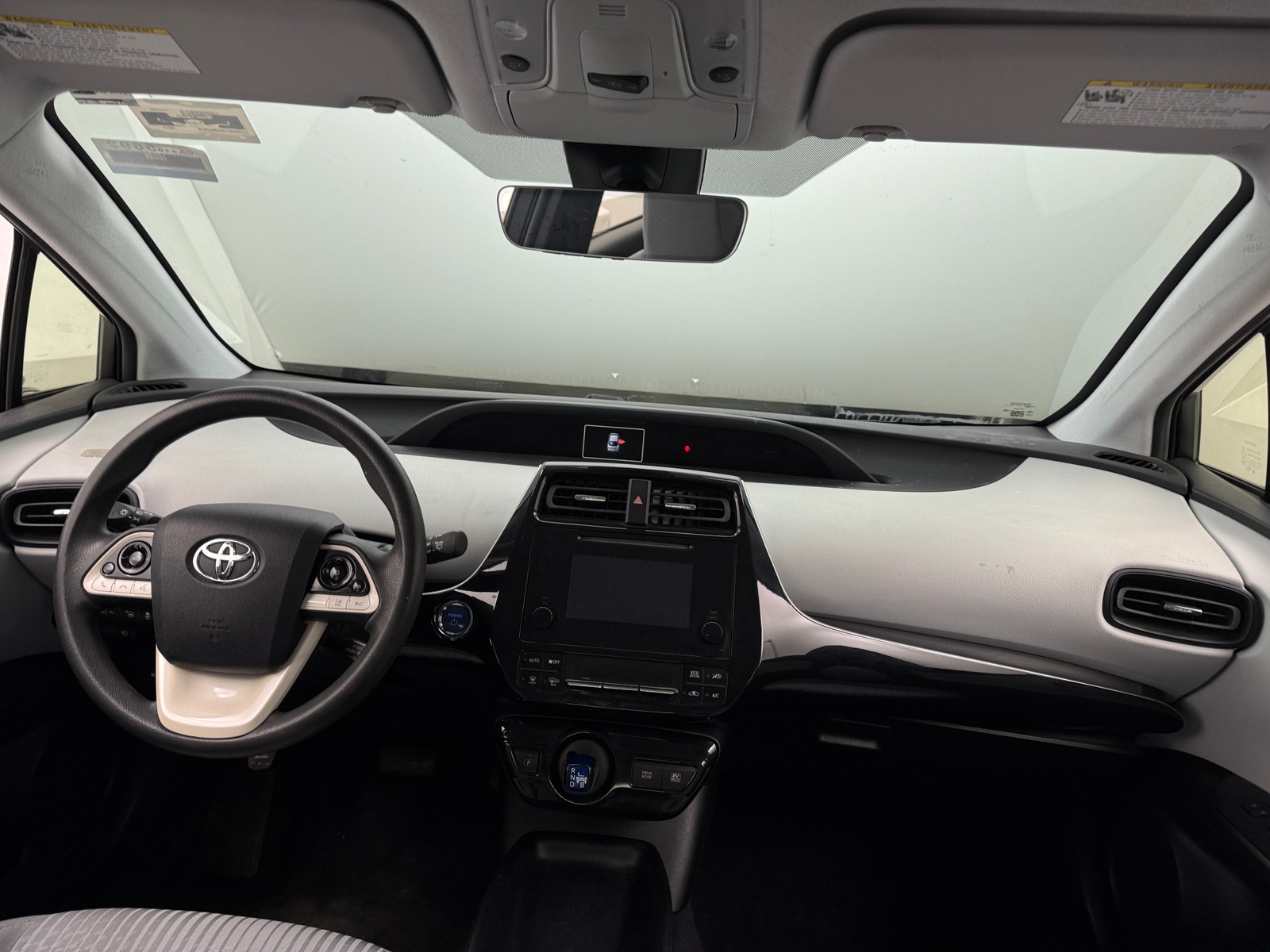 Thumbnail: 2017 Toyota Prius - 3