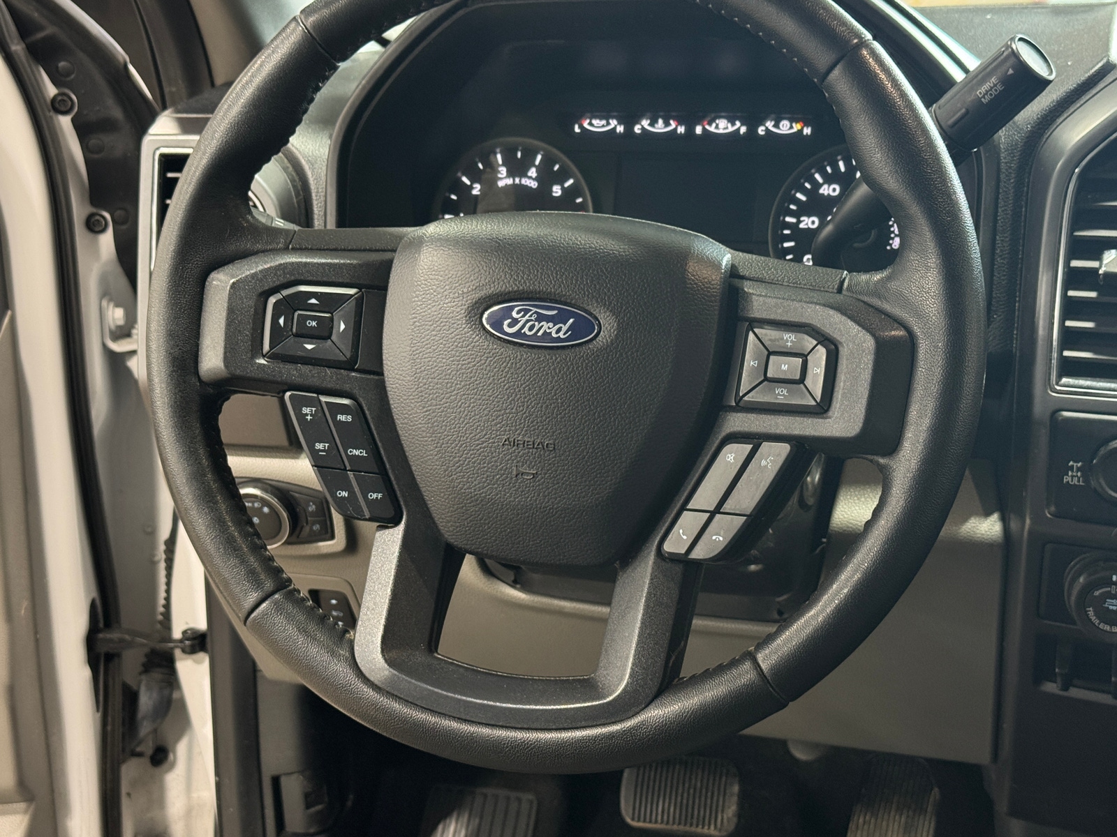 Thumbnail: 2020 Ford Econoline - 5