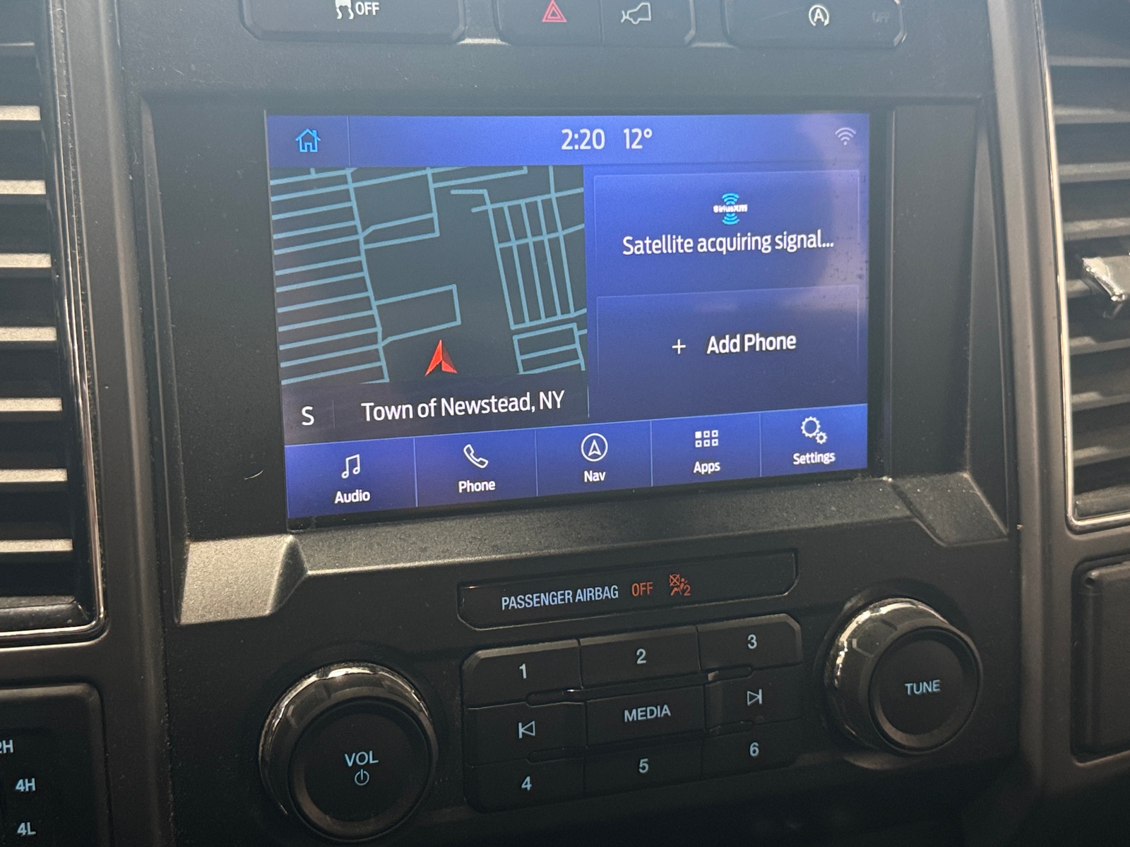 Thumbnail: 2020 Ford Econoline - 4