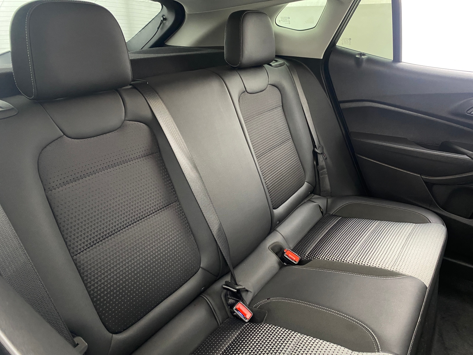 Thumbnail: 2025 Chevrolet Trax - 6