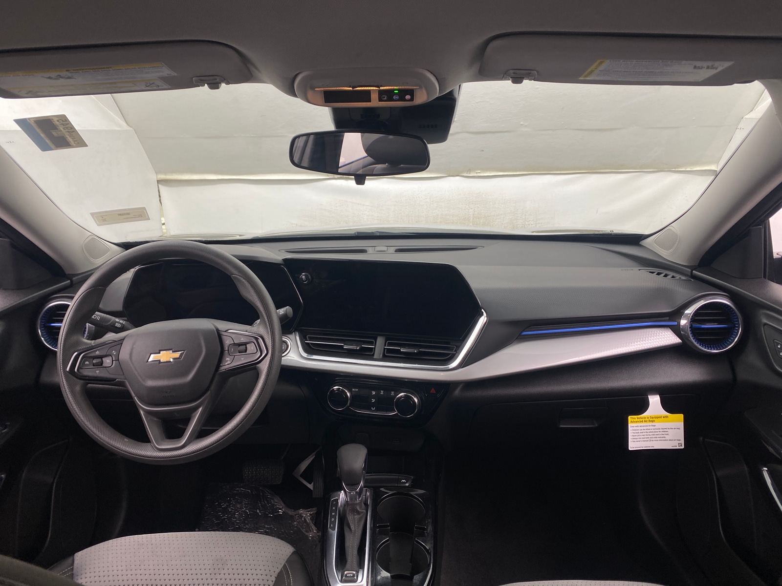 Thumbnail: 2025 Chevrolet Trax - 3