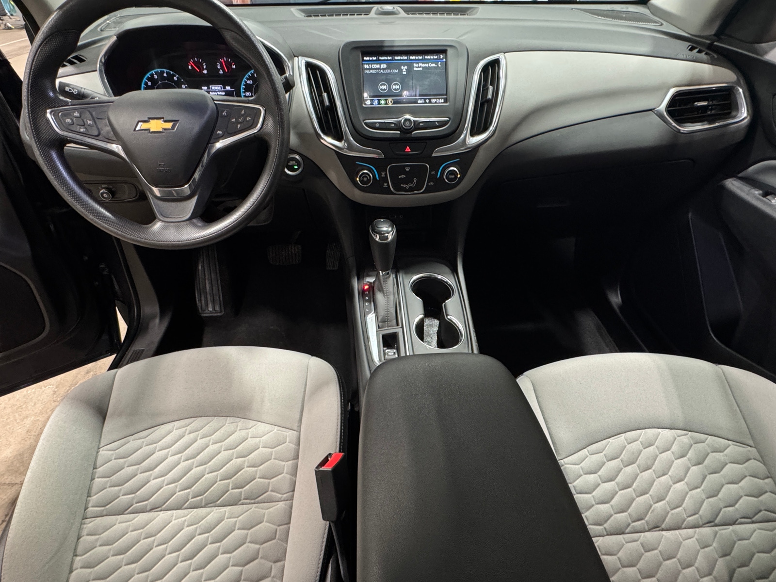 Thumbnail: 2019 Chevrolet Equinox - 3
