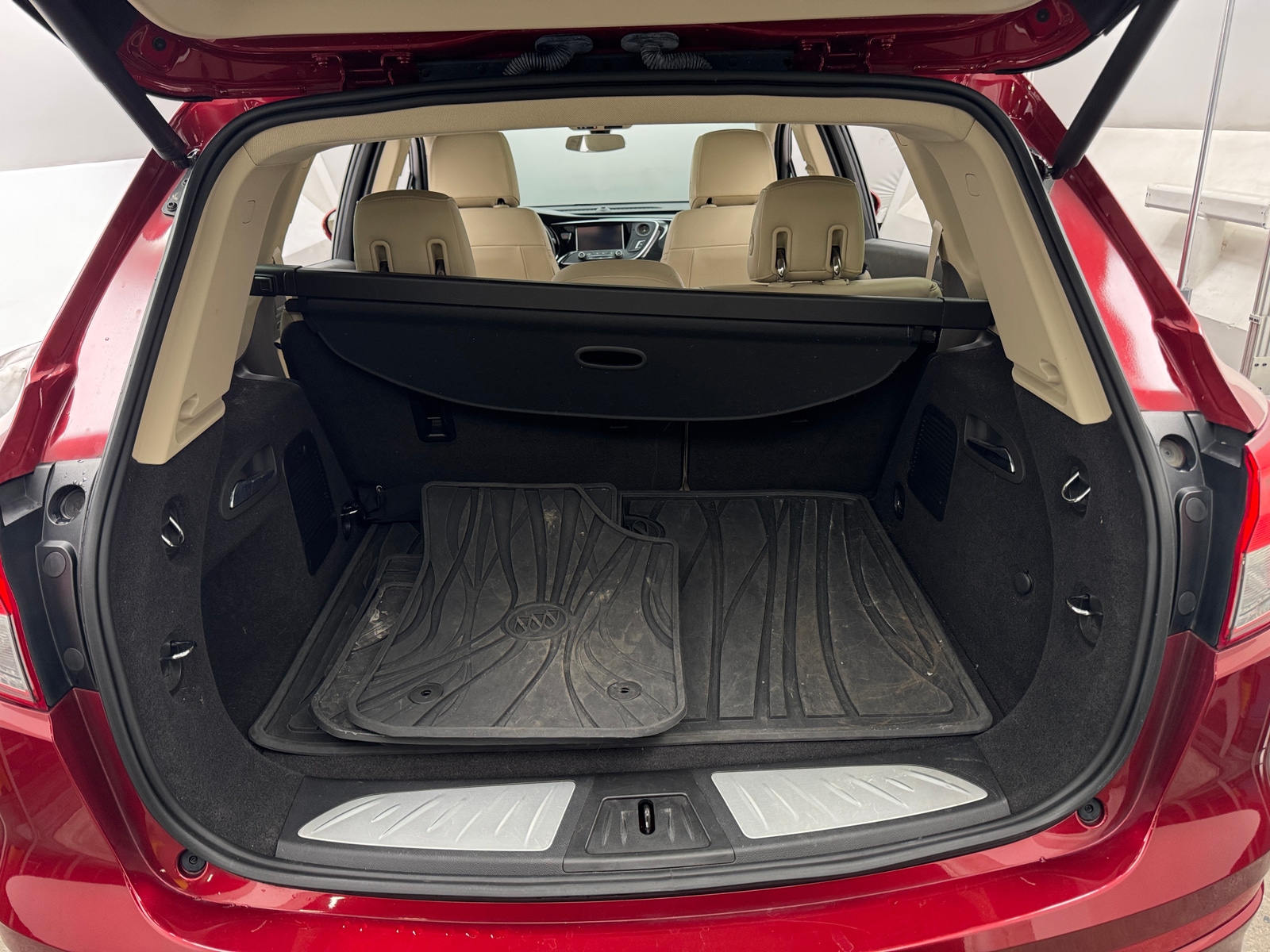 Thumbnail: 2017 Buick Envision - 6