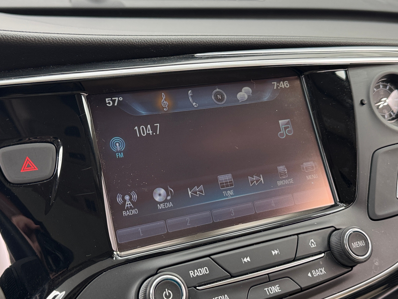 Thumbnail: 2017 Buick Envision - 3