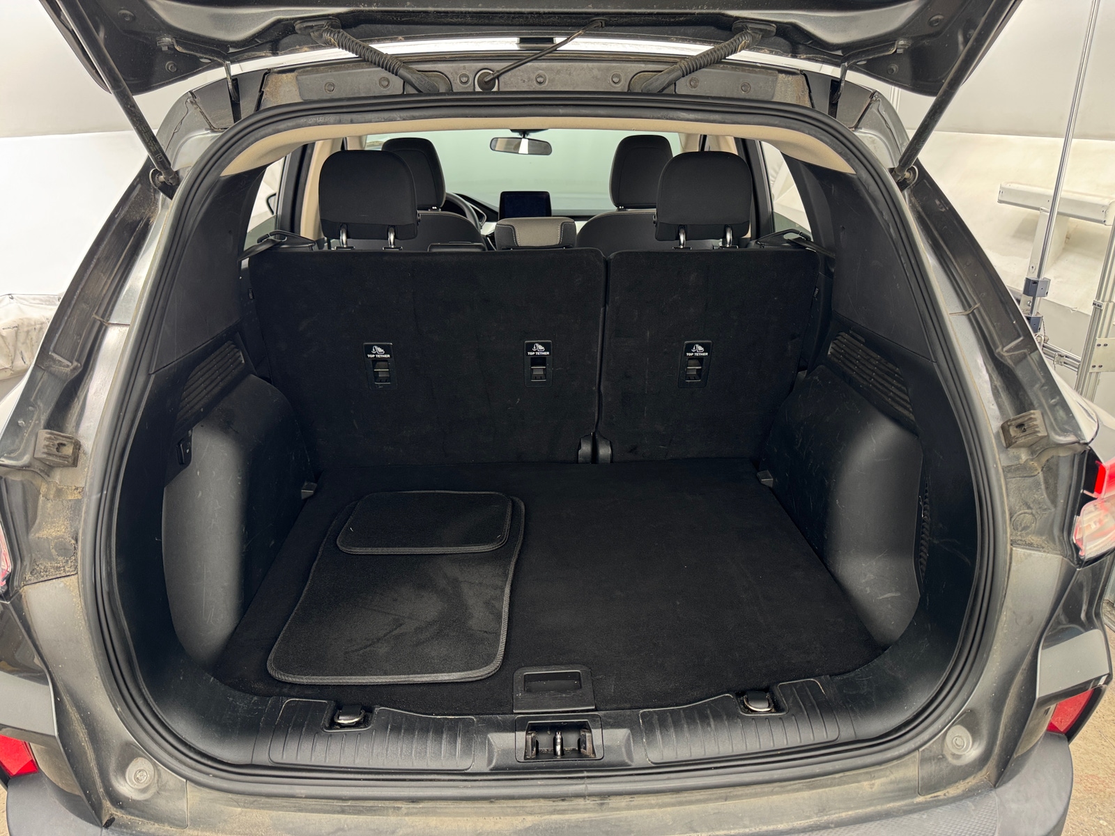 Thumbnail: 2020 Ford Escape - 7