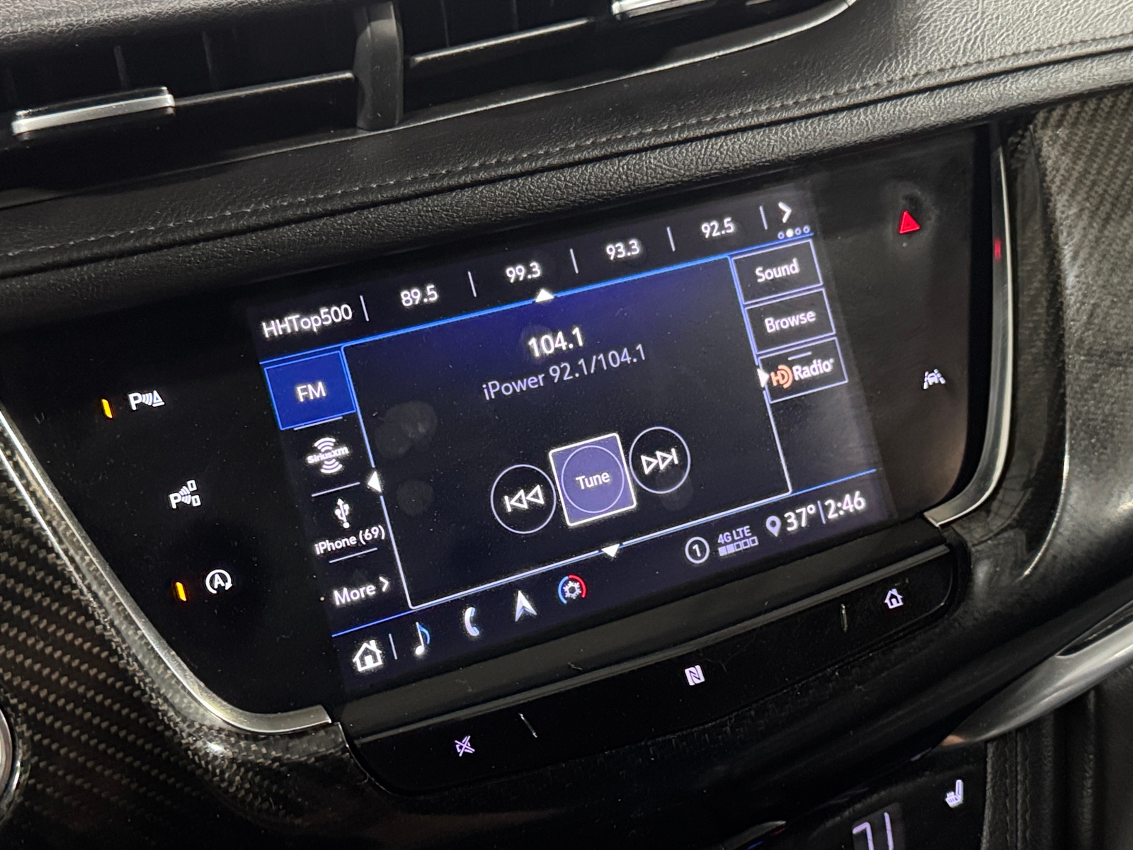 Thumbnail: 2020 Cadillac XT6 - 3