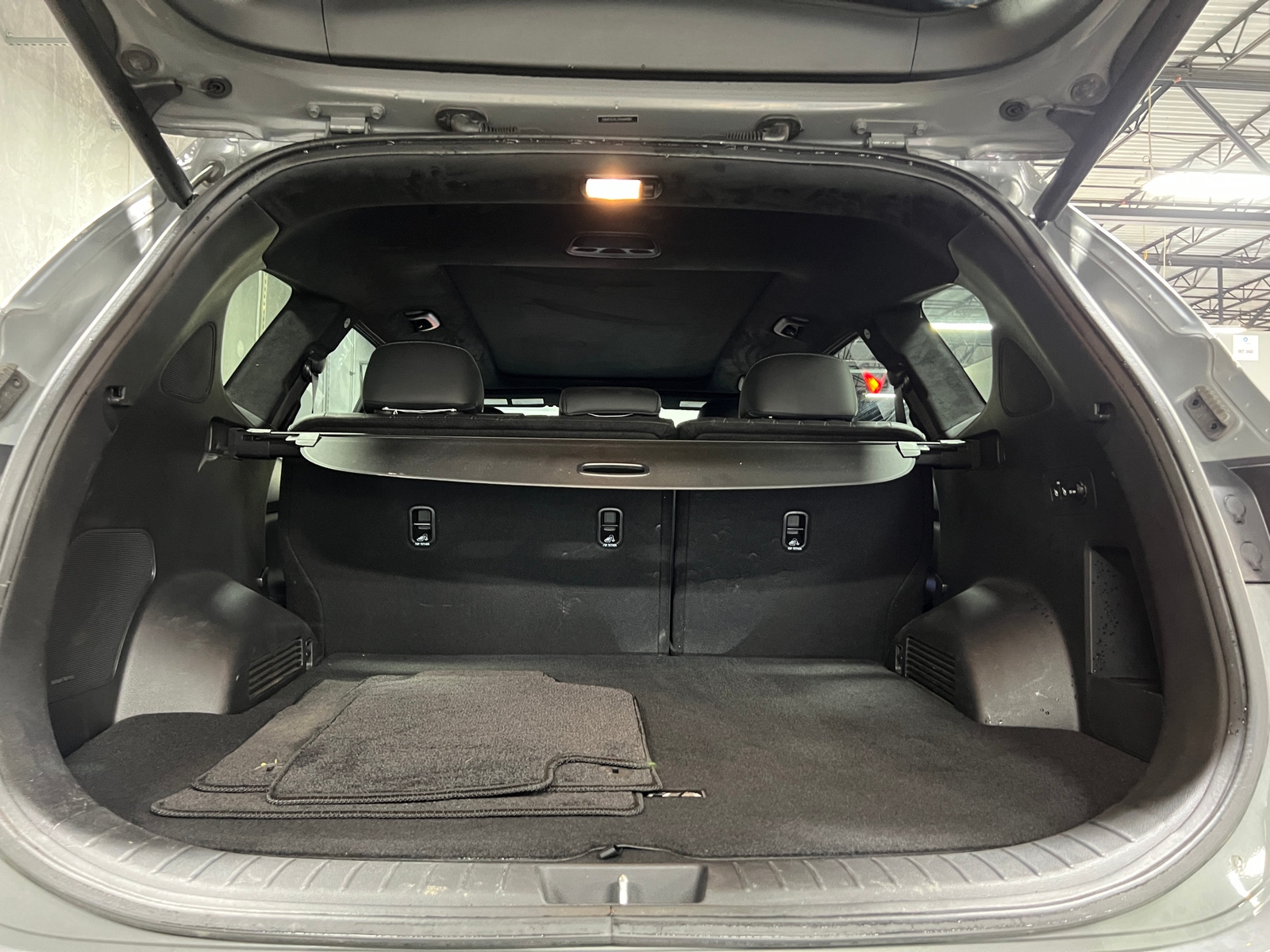 Thumbnail: 2023 Hyundai Santa Fe - 6