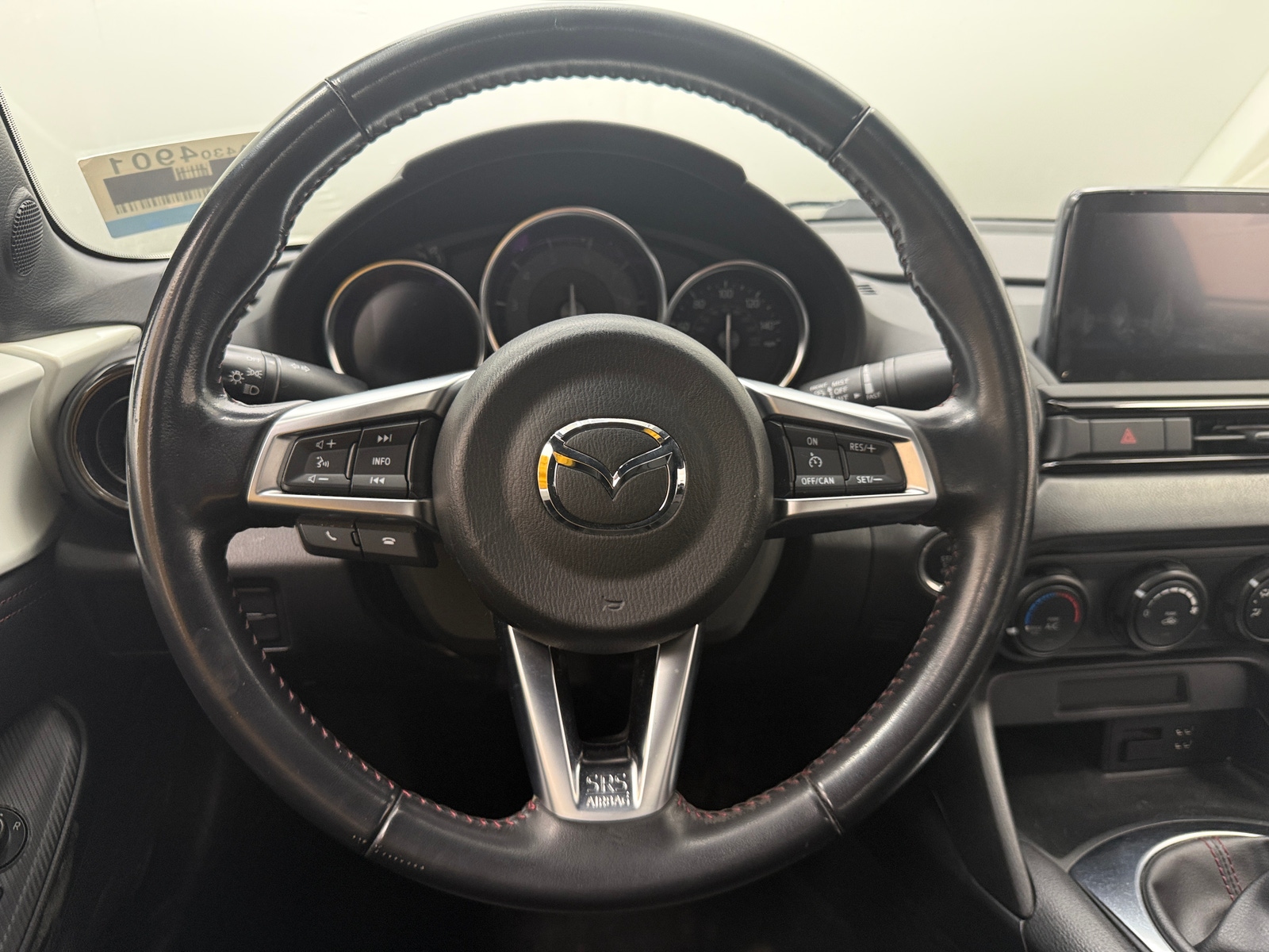 Thumbnail: 2016 Mazda MX-5 Miata - 5