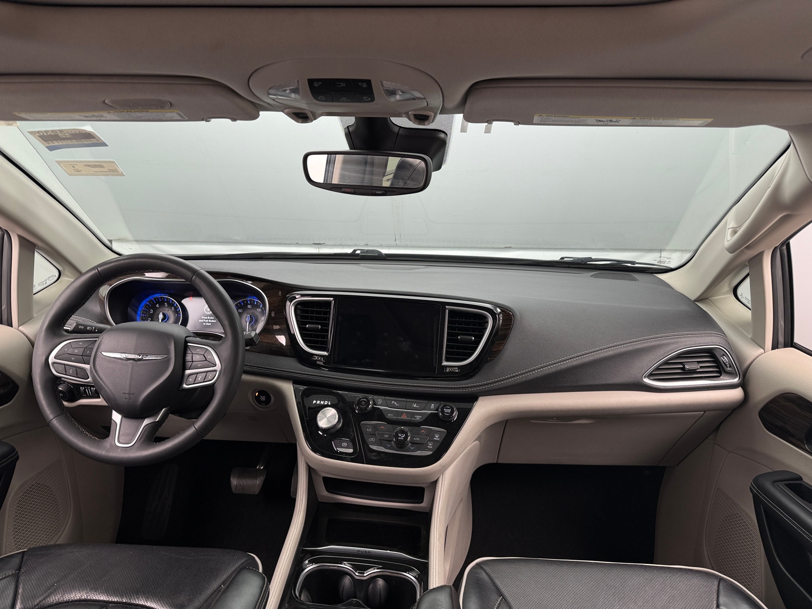 Thumbnail: 2023 Chrysler Pacifica - 2