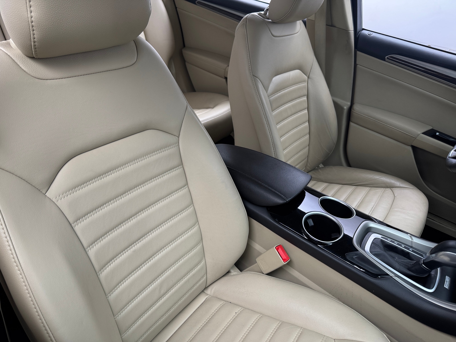 Thumbnail: 2013 Ford Fusion - 2